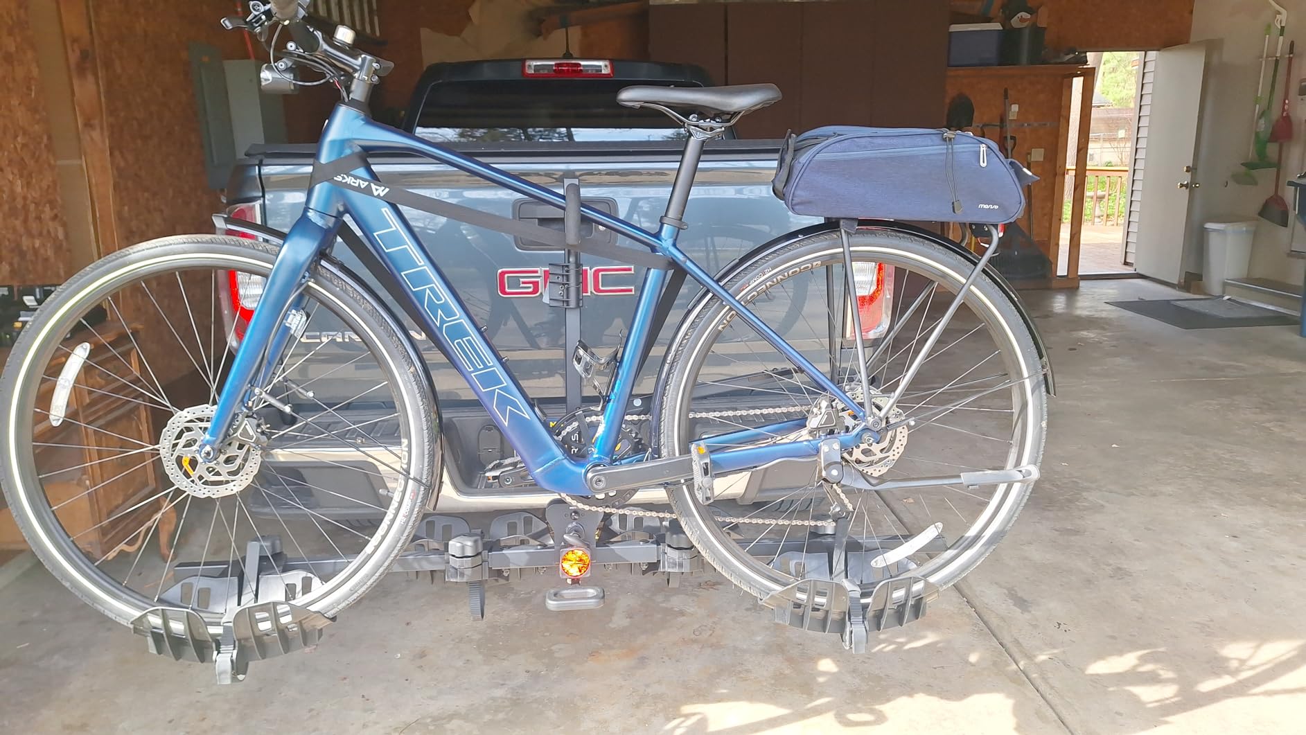 Bike Rack for E-Bikes, Foldable 2-Bike Platform Hitch Mount Carrier customer photo 2