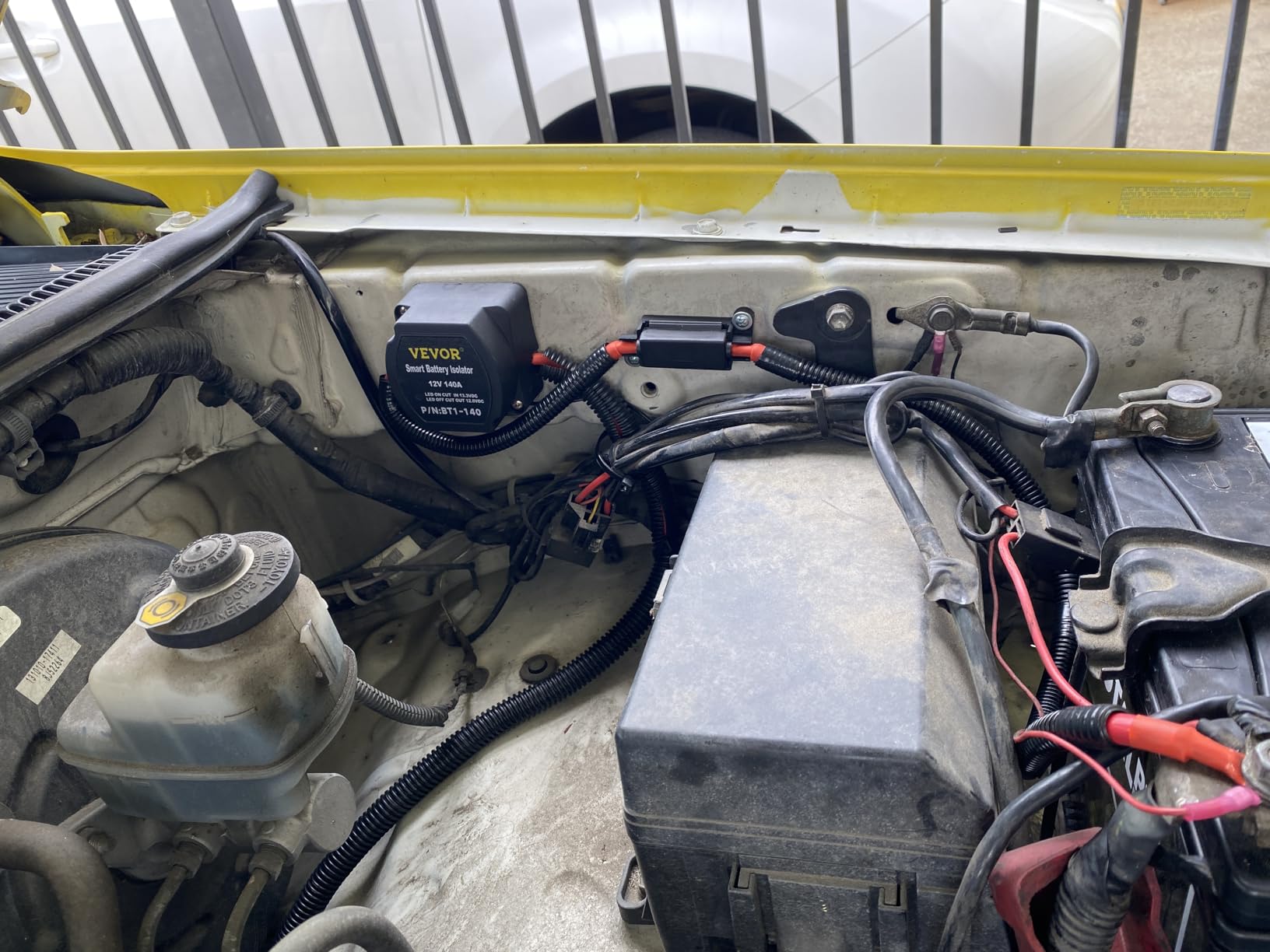 VEVOR Split Charge Relay Kit, 6mtr 12V, Automatic Dual Battery Isolator Kit customer photo 2
