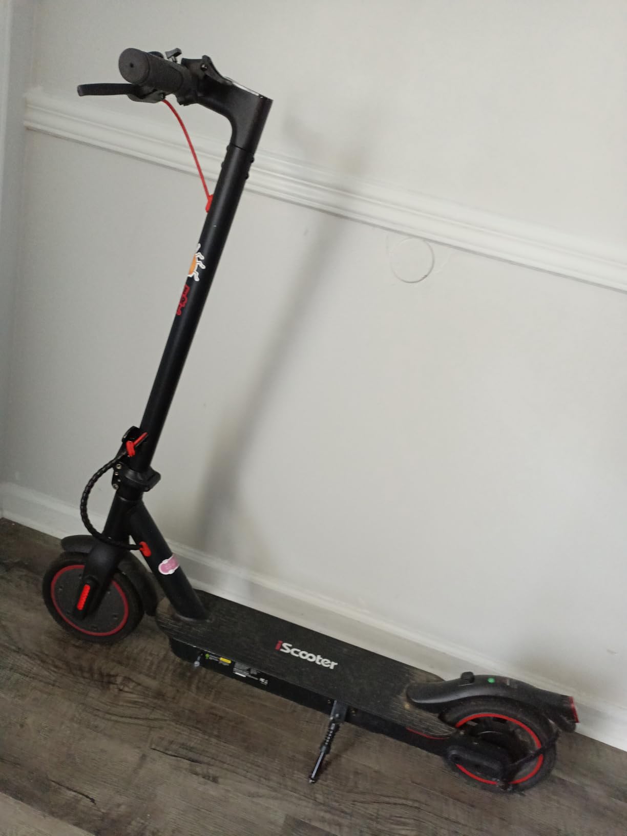 iScooter Electric Scooter for Adults, Foldable E-Scooter for Commuting customer photo 1