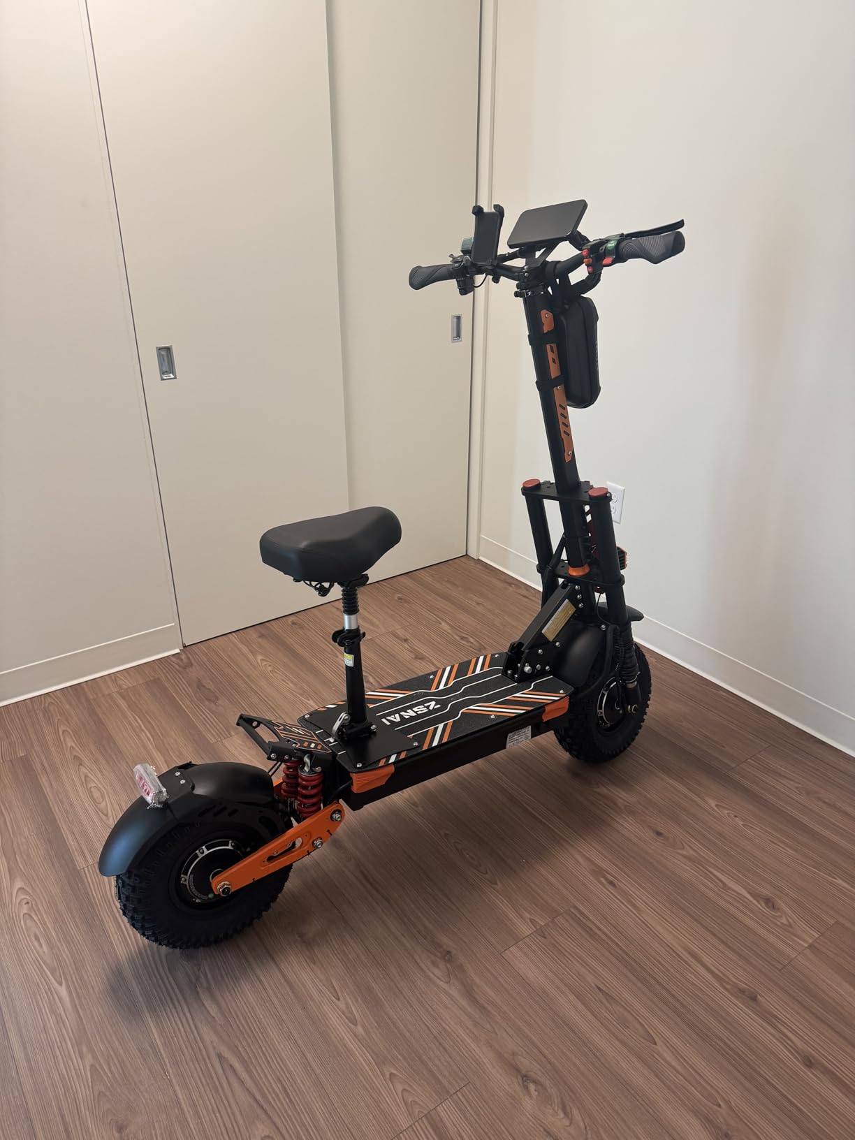 ZSNAKE lectric Scooter for Adults 7000W Dual Motor 55MPH, 65+Miles Range customer photo 1