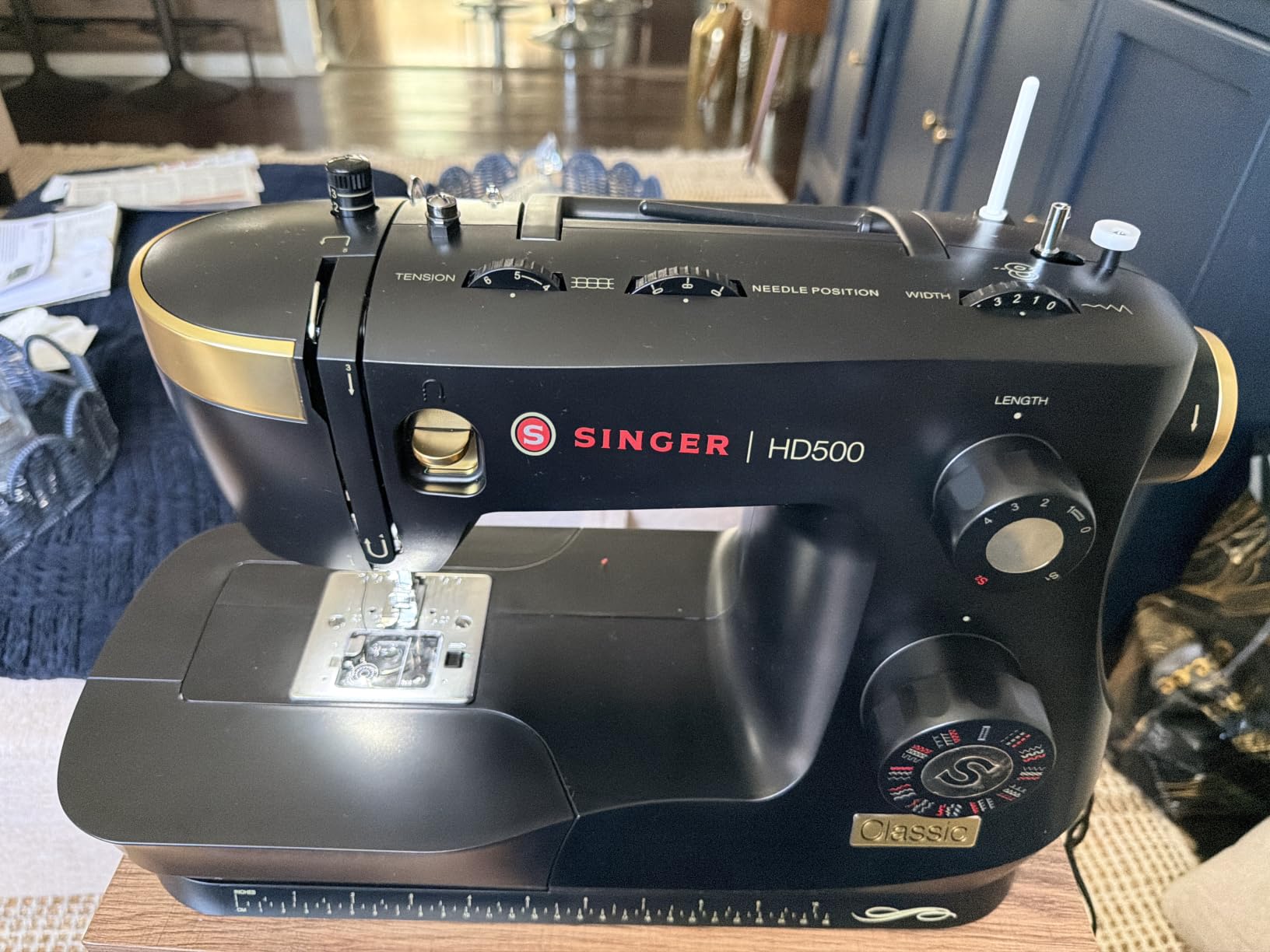SINGER® Heavy Duty 500 Classic High Speed Sewing Machine + Accessory Kit customer photo 1