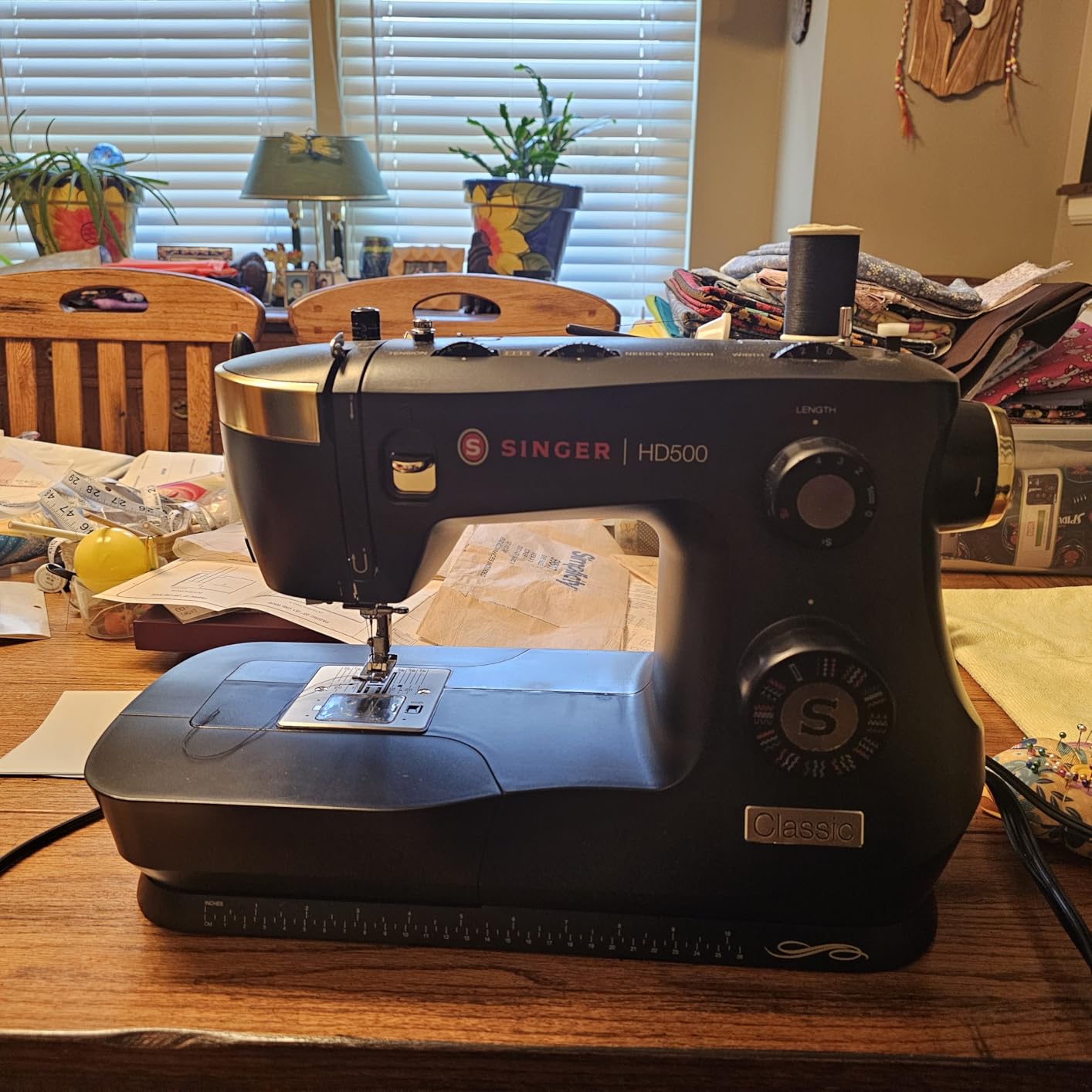 SINGER® Heavy Duty 500 Classic High Speed Sewing Machine + Accessory Kit customer photo 2