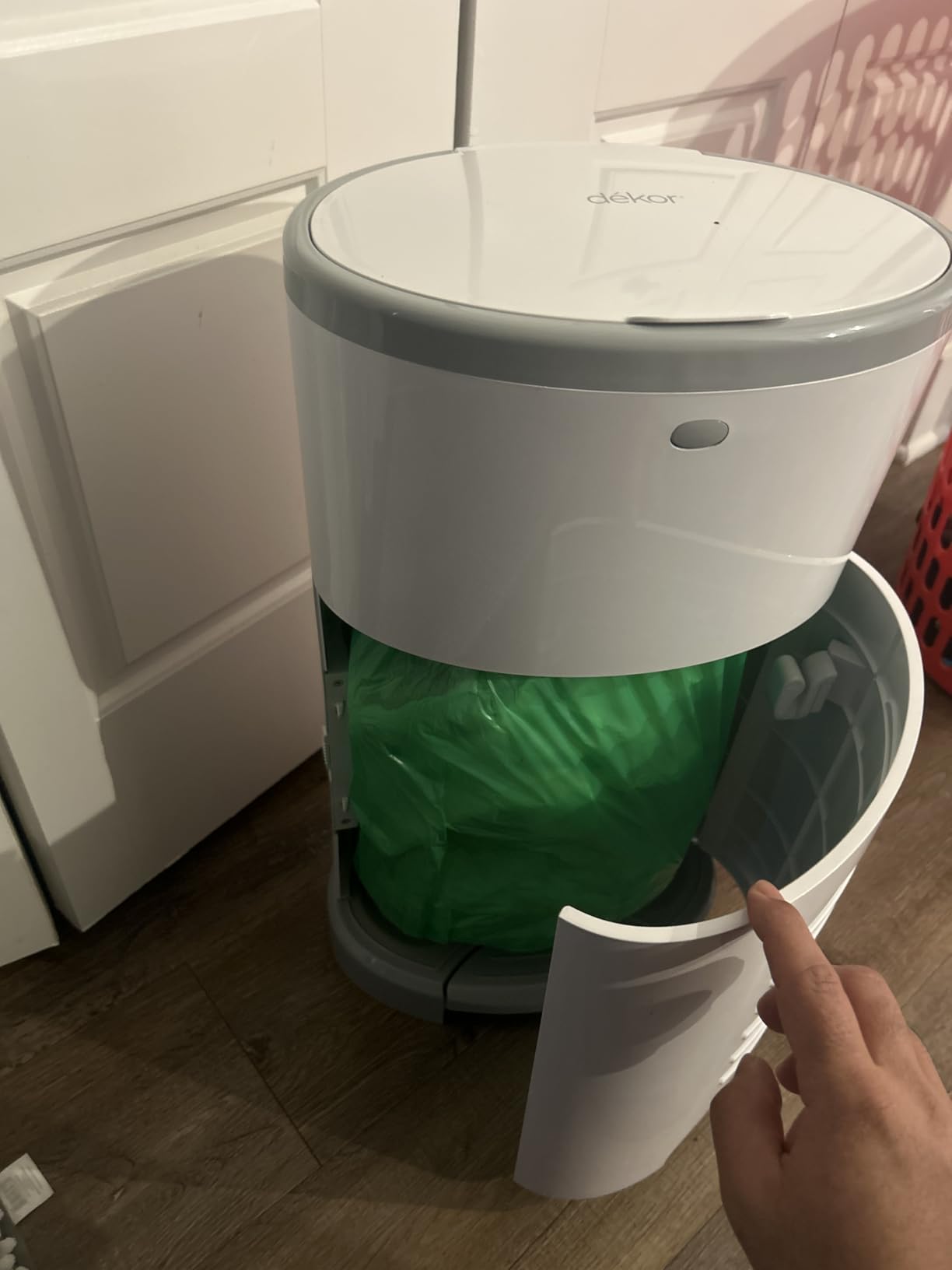Diaper Dekor EKO Classic Diaper Pail, White | ONLY Eco-Friendly Diaper Pail Made with 70% Recycled Materials | Hands-Free: Step–Drop–Done | Cost-Effective Refill System customer photo 2