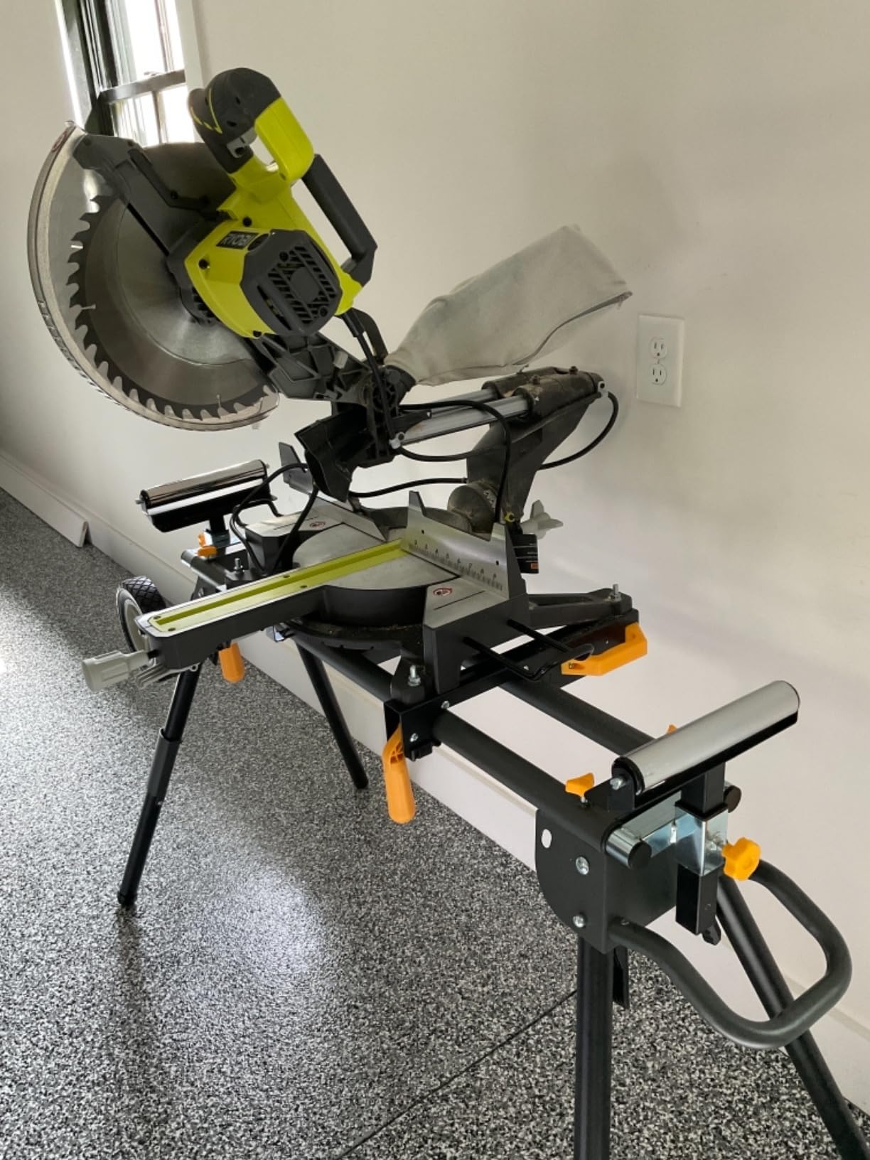 WORKESS Universal Miter Saw Stand with Grid Tabletop 300 lbs Load Capacity 6-Level Height Adjustment Table Saw Stand WK-MS046 customer photo 1