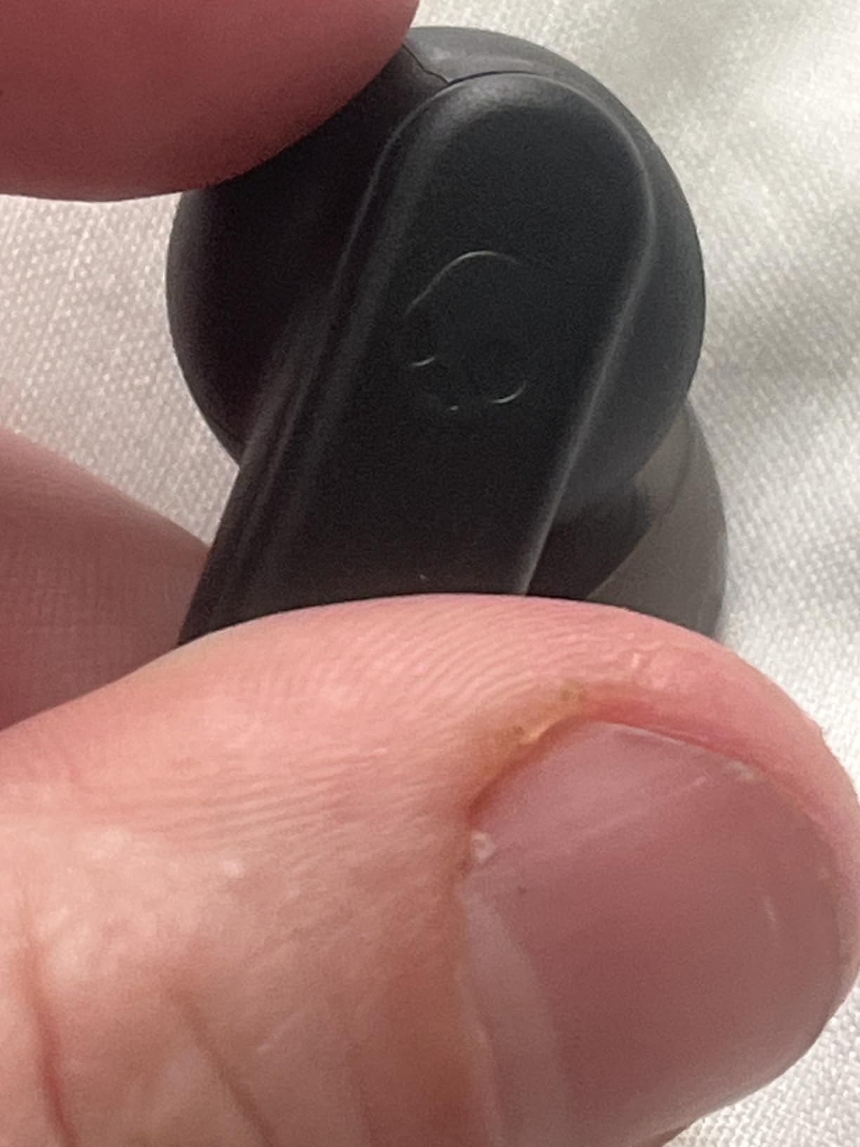 Skullcandy Dime Evo Wireless Earbuds with Clip-Anywhere Case - True Black customer photo 2