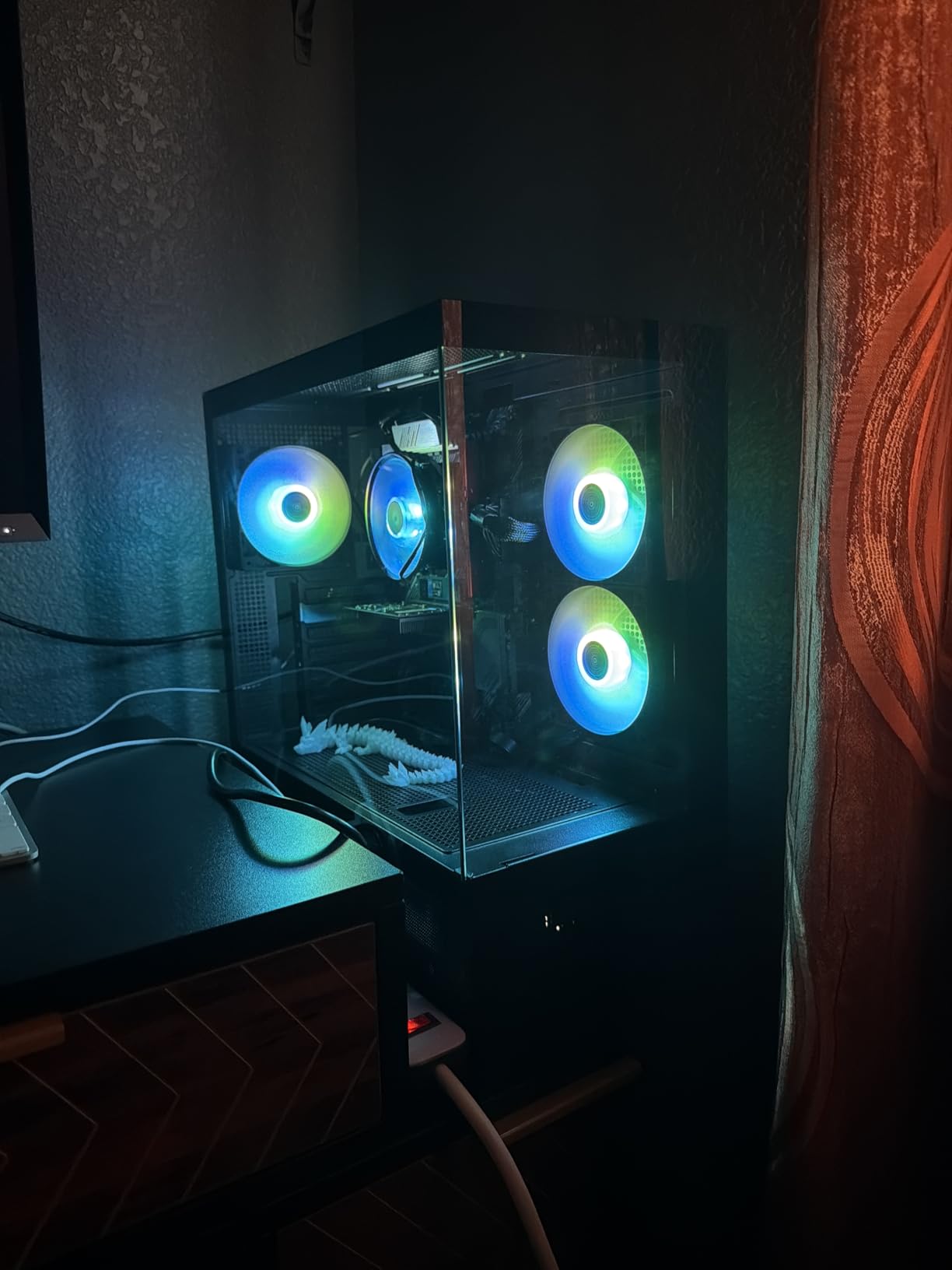 MONTECH XR Panoramic High Airflow ATX PC Case, 3 ARGB PWM Fans, Black customer photo 2