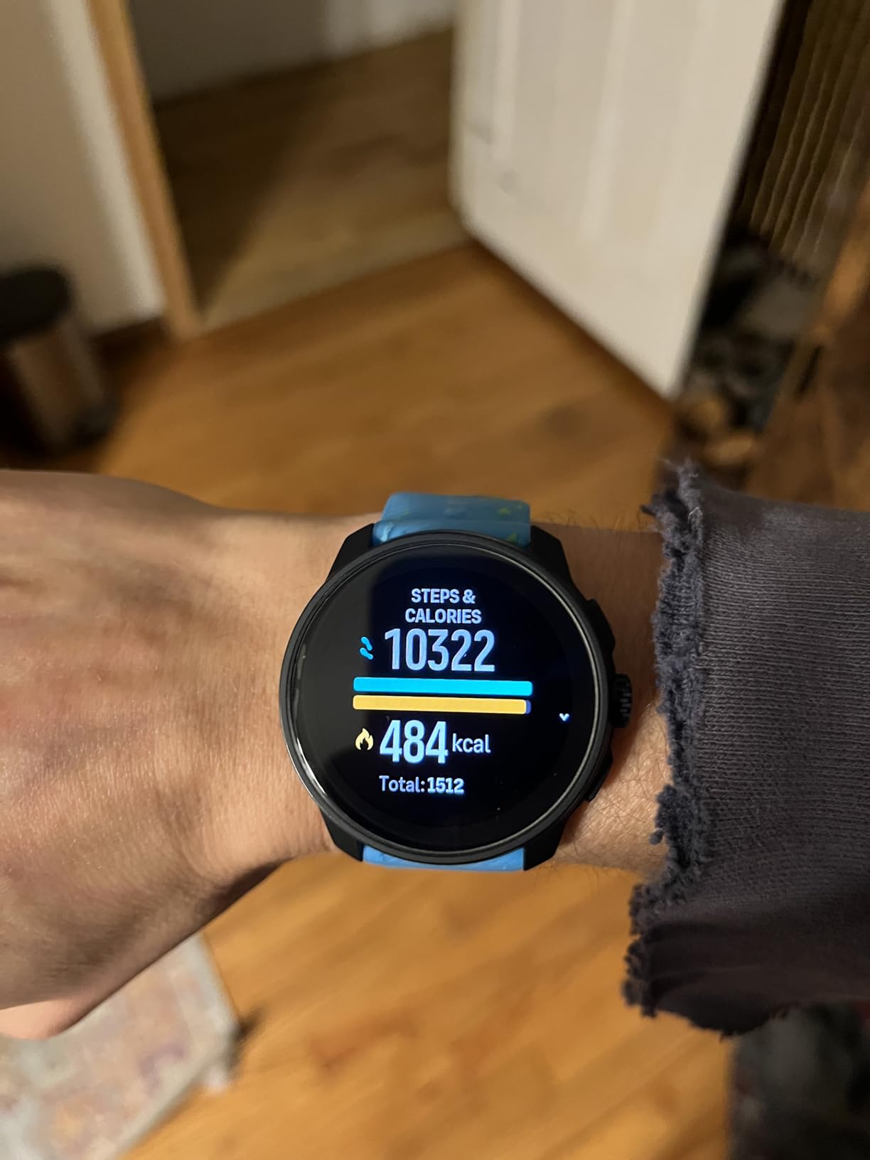 SUUNTO Race S GPS Sports Watch, 1.32” AMOLED 95+ Sports Modes, All Black | 9D Battery Life, Touchscreen, Dual-GNSS, Menstrual Cycle Care, Offline Maps, Training Metrics&Recovery Insights, SUUNTO App customer photo 1