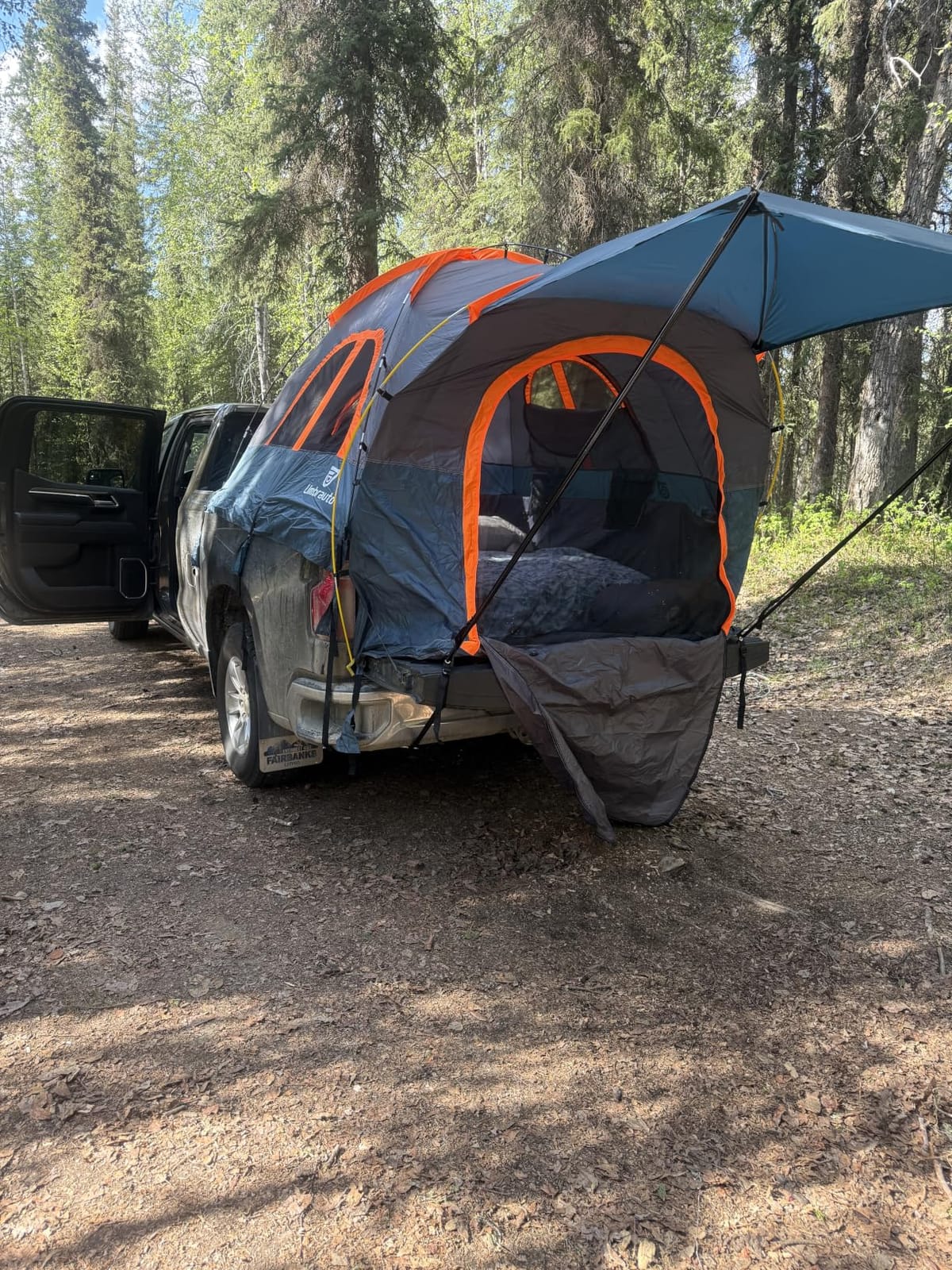 Umbrauto Truck Bed Tent with Awning: 5.5-5.8FT PU3000mm Waterproof Tailgate Pickup Truck Tents, Easy Set-up for 2 Person, Fits Full Size Short Bed, Chevy, Dodge, Ford, GMC, Green customer photo 1