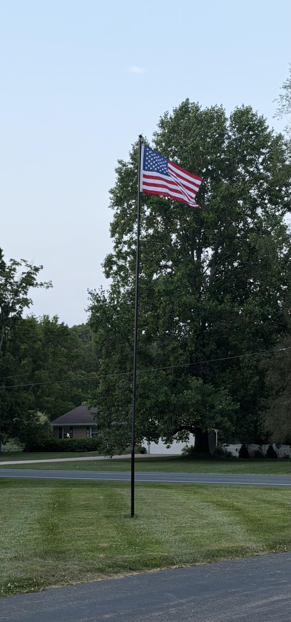 Heavy Duty 20 FT Flag Pole 100MPH Wind Test for Outside House | 12Gauge 95HBW Hard Aerospace Aluminum, In-Ground Flagpole Kit customer photo 1