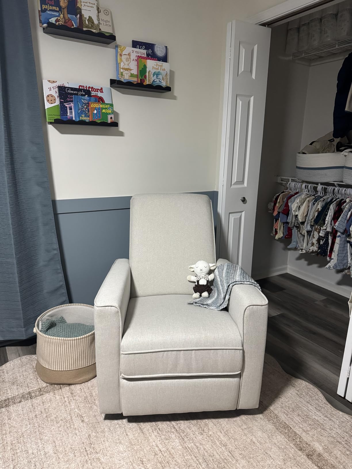 Evolur Raleigh Upholstered Manual Glider Recliner– Rocking & 360° Swivel with Smooth Glide – Greenguard Gold & FSC Certified – Modern Nursery and Living Room Chair in Fog customer photo 1