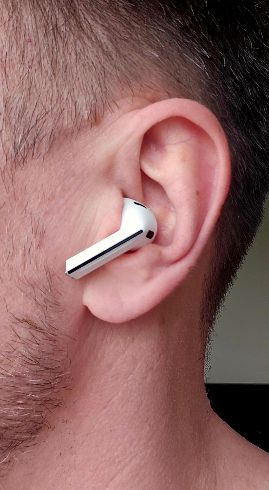 Samsung Galaxy Buds 3 Wireless Earbud Headphones - Silver customer photo 1