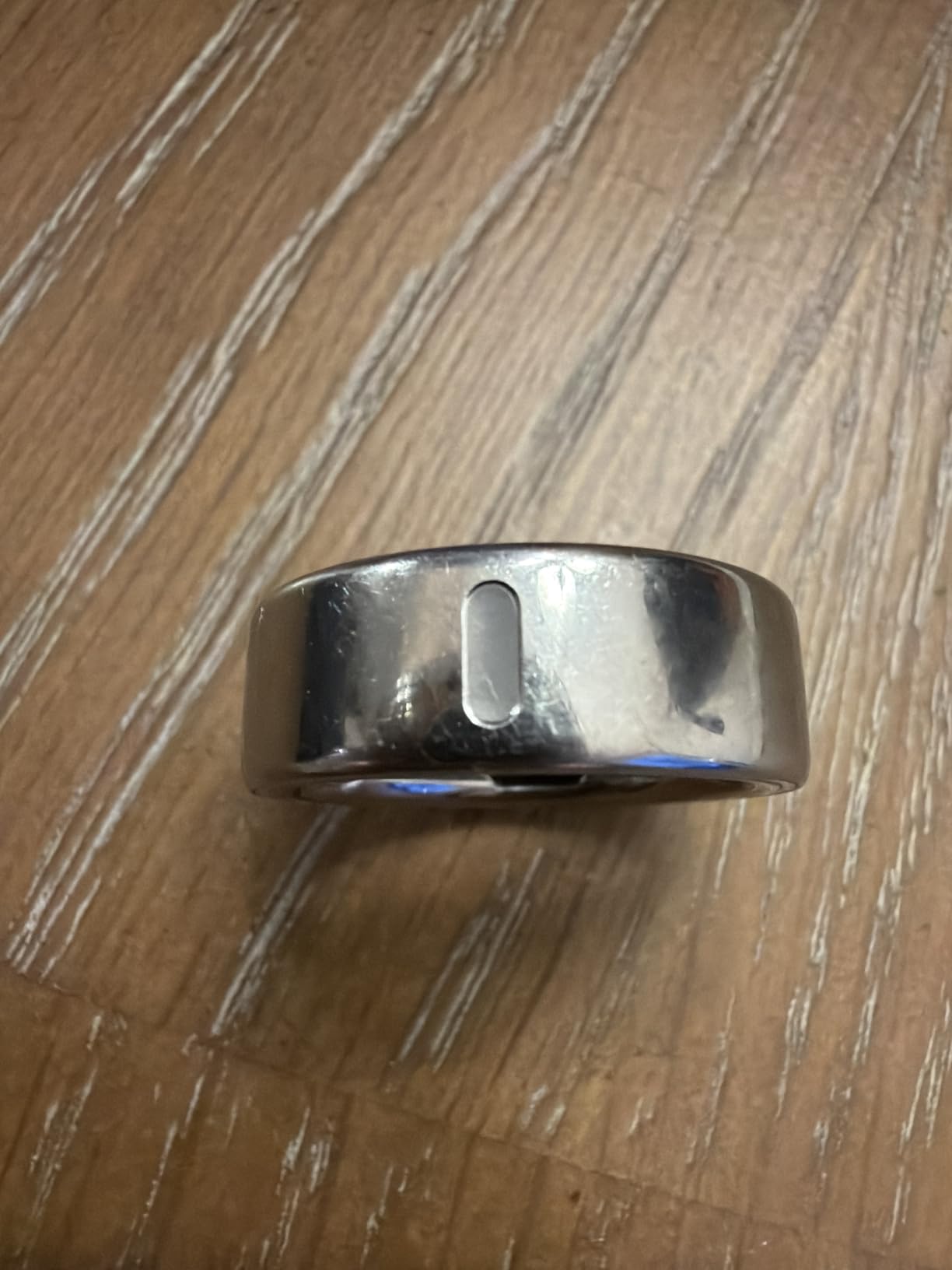 OURA Ring 4 Smart Ring - Black - Size 8 customer photo 2