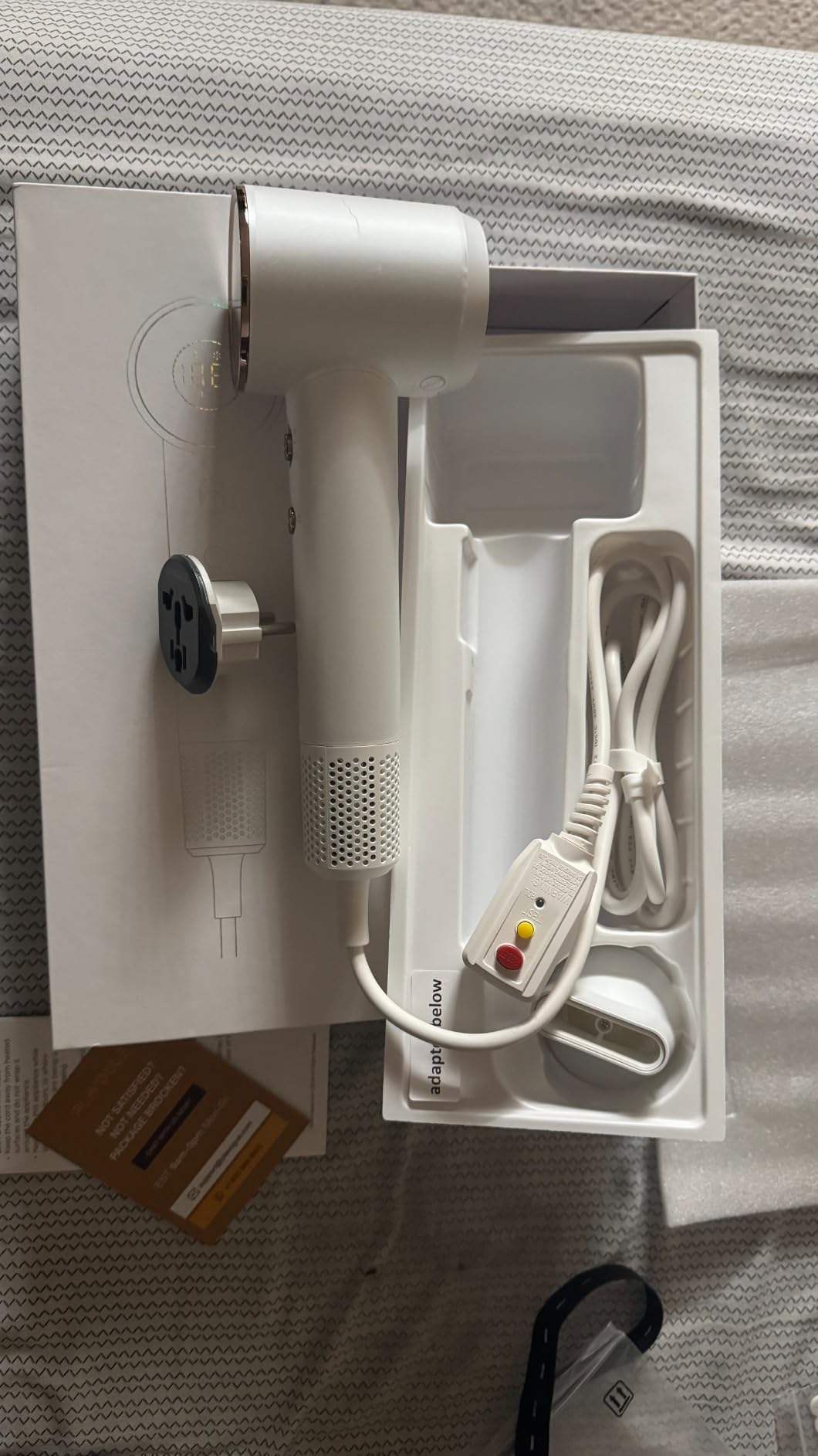 Dual Voltage Travel Hair Dryer with Diffuser, High-Speed Ionic Blow Dryer for Women, Fast Drying, Low Noise, Lightweight, No Heat Damage, European Travel 110V-120V/220V-240V customer photo 2