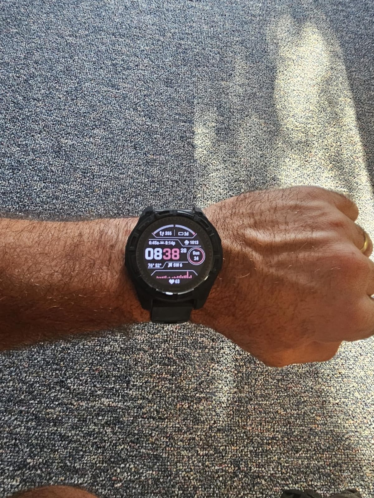Garmin fēnix® 8 Solar Sapphire, 47mm DLC Titanium Black/Pebble Gray customer photo 1