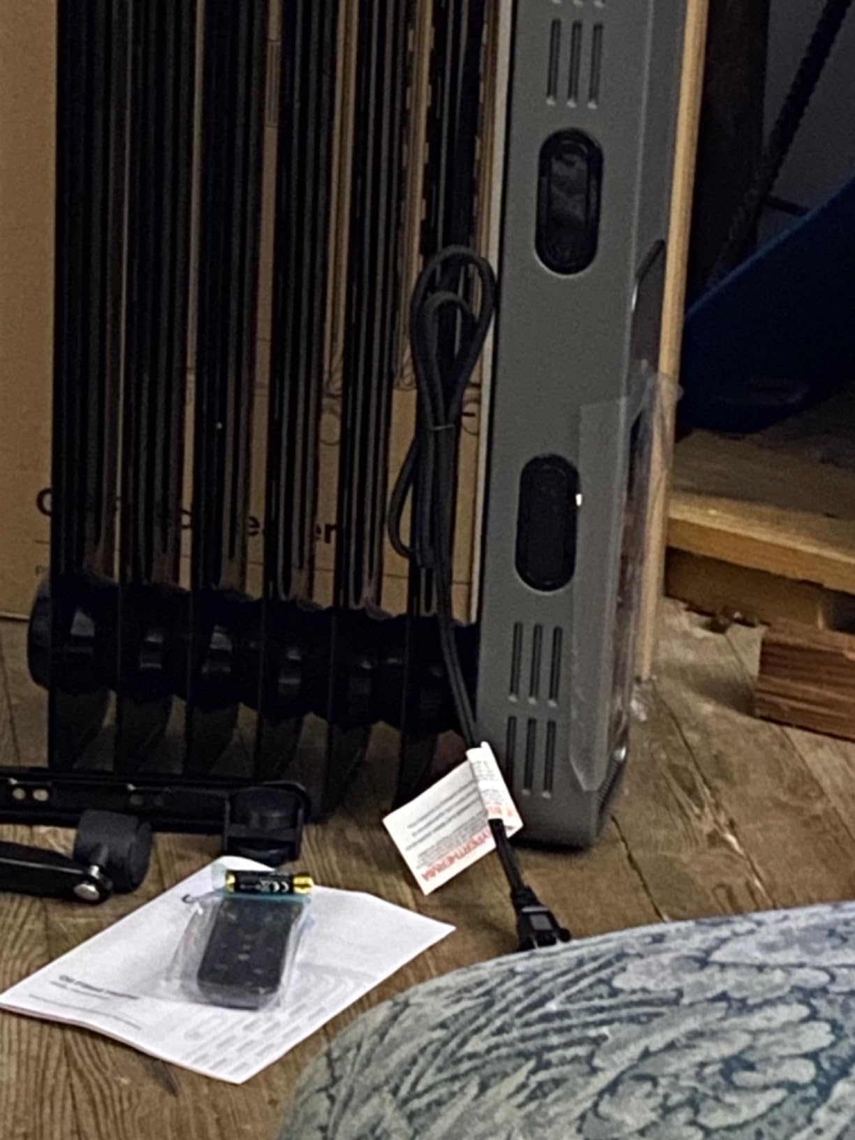 PELONIS Oil Filled Radiator, Electric Space Heater for Indoor Use Large Room with Thermostat & Remote, 3 Modes & 3 Heat Settings, ECO Mode, 24H Timer, Quiet, Overheat & Tip-Over Protection, 1500W customer photo 2