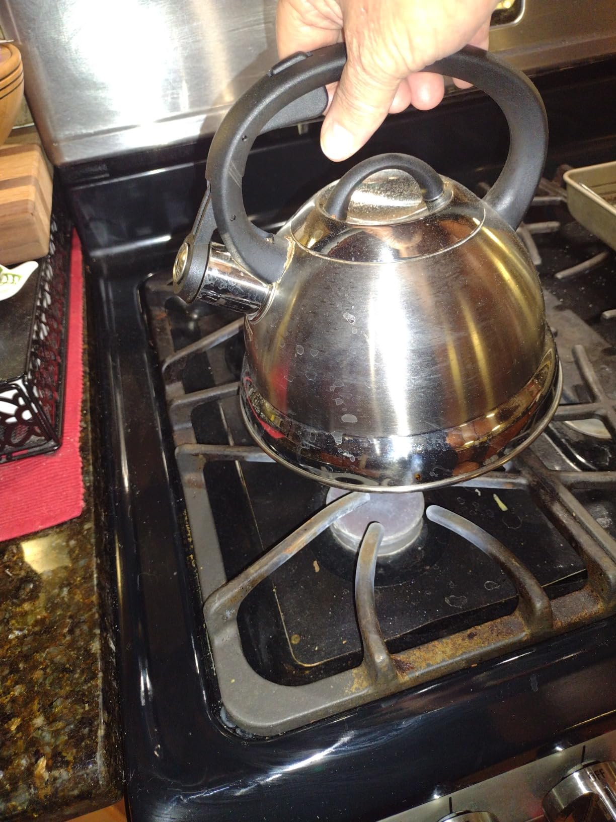 Mr. Coffee Armidale 2.5QT Whistling Tea Kettle, Large Brushed Stainless Steel Kettle for Stovetop, Durable Fast-Boil Tea Pot customer photo 2