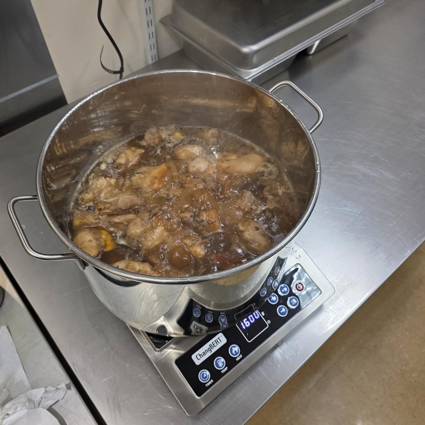 ChangBERT Portable Induction Cooktop Enhanced Version, One-Click Max Power 1800W Large Heating Coil Burner, Precise Temperature Control, NSF Certified Commercial Grade Low Noise Hot Plate customer photo 2