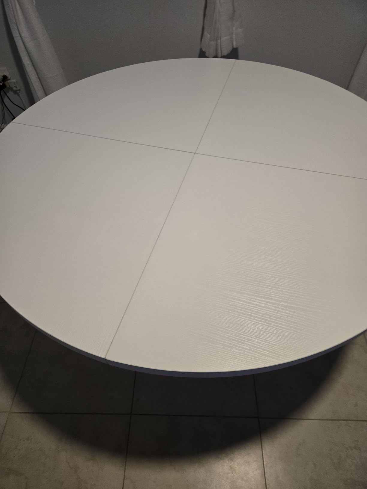 Tribesigns 47-Inch Round Conference Table for 4-6 People, Wooden Meeting Room Table with Thicken Tabletop and Wood Base (Grey) customer photo 1