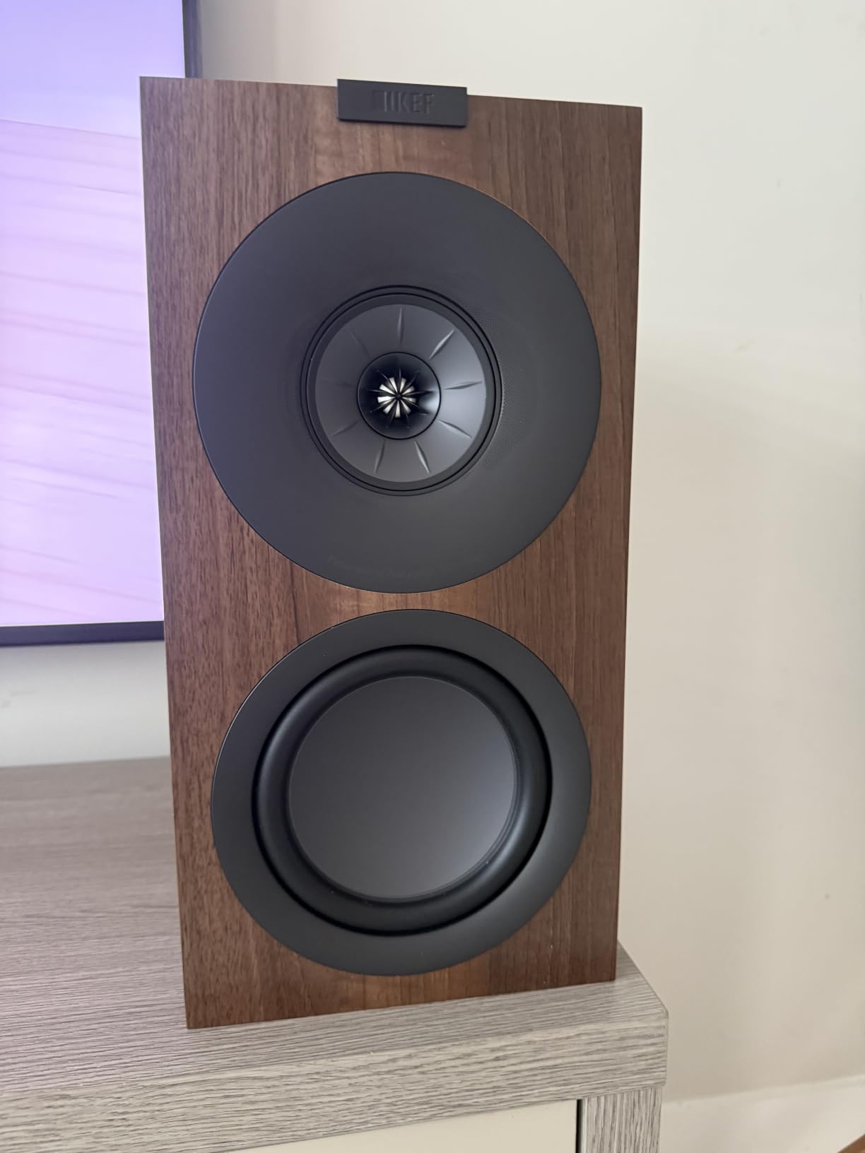 KEF Q Concerto Meta Three-Way Bookshelf Speaker (Black, Pair) customer photo 2