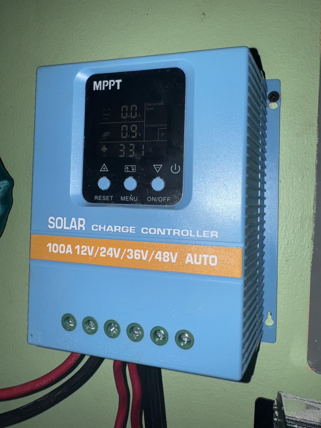 Upgraded 100A MPPT Solar Charge Controller 12V 24V 36V 48V LCD Display Battery Intelligent Regulator Max 100V Input Dual USB for Lead-Acid/Lithium customer photo 1