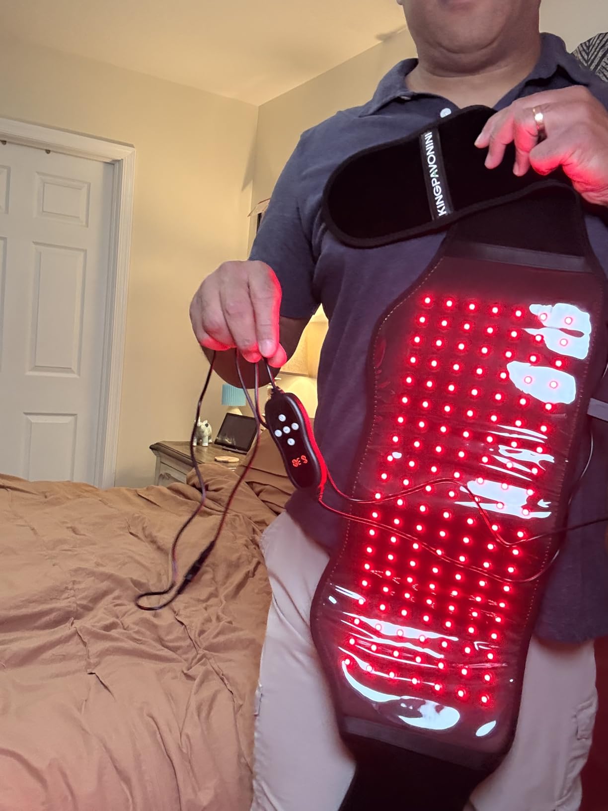 KingPavonini Red Light Therapy Belt for Pain Relief, 140 LEDs 420 Chips customer photo 1