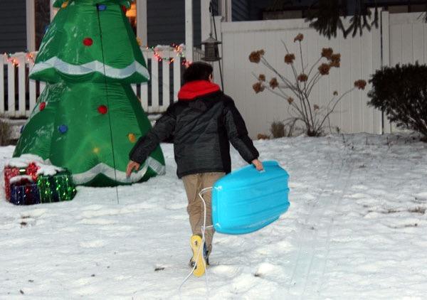 Best Choice Products 35in Kids Plastic Toboggan Snow Sled w/Pull Rope, 2 Handles customer photo 1