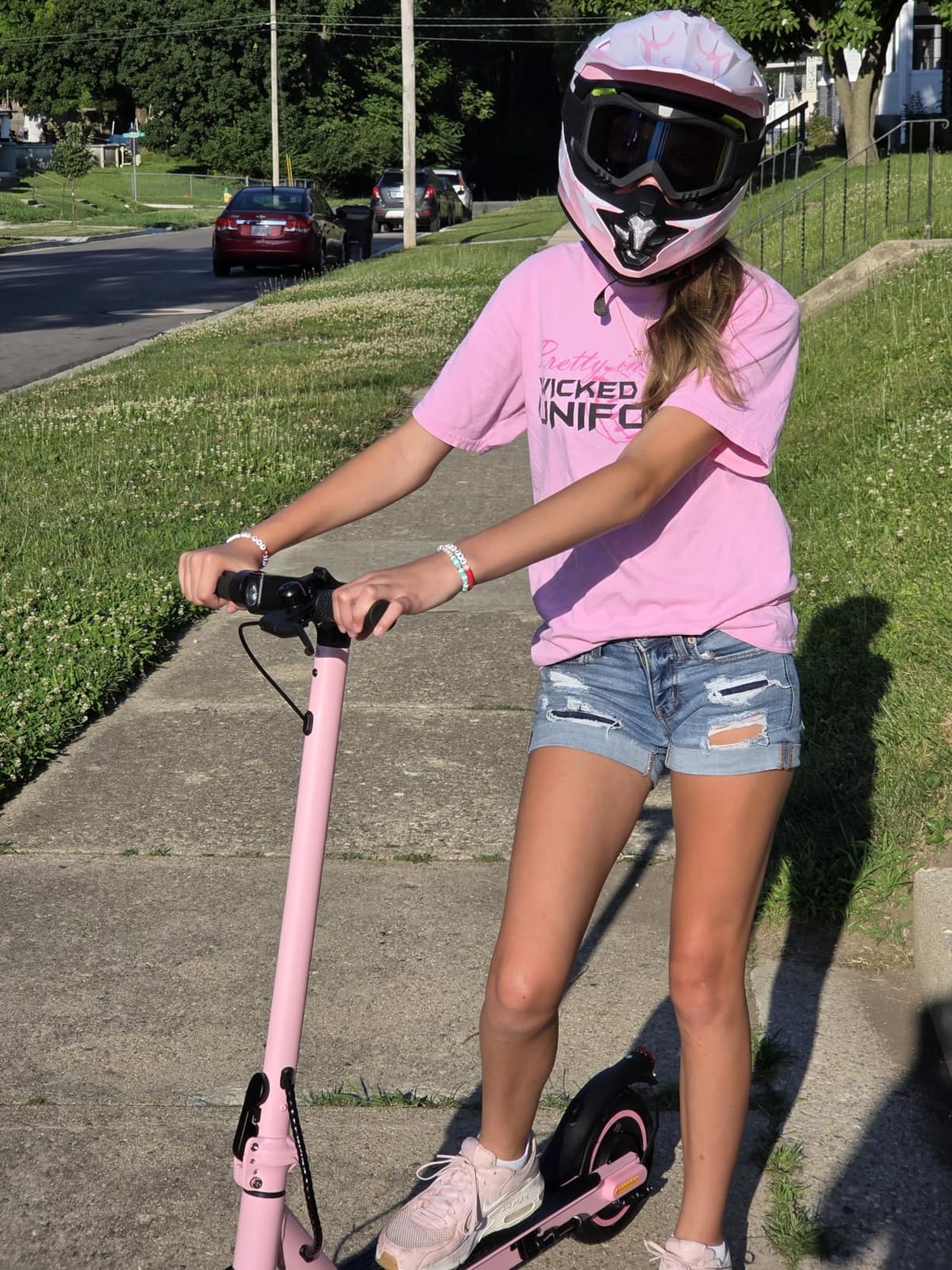 iScooter Electric Scooter for Adults, Foldable E-Scooter for Commuting customer photo 2