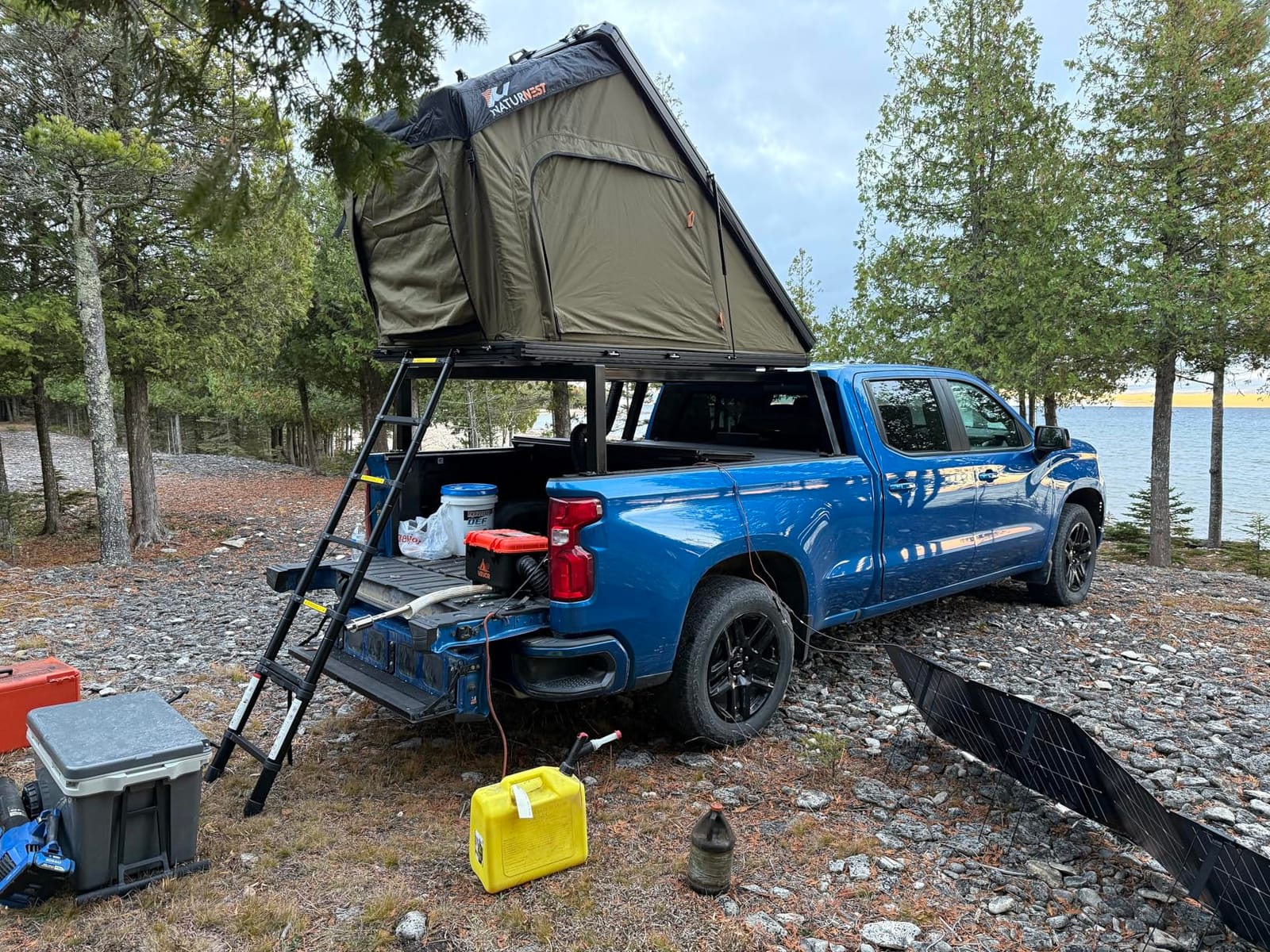 Naturnest Hard Shell Pop Up Rooftop Tent for 2-Person with 20% Extra Room customer photo 1