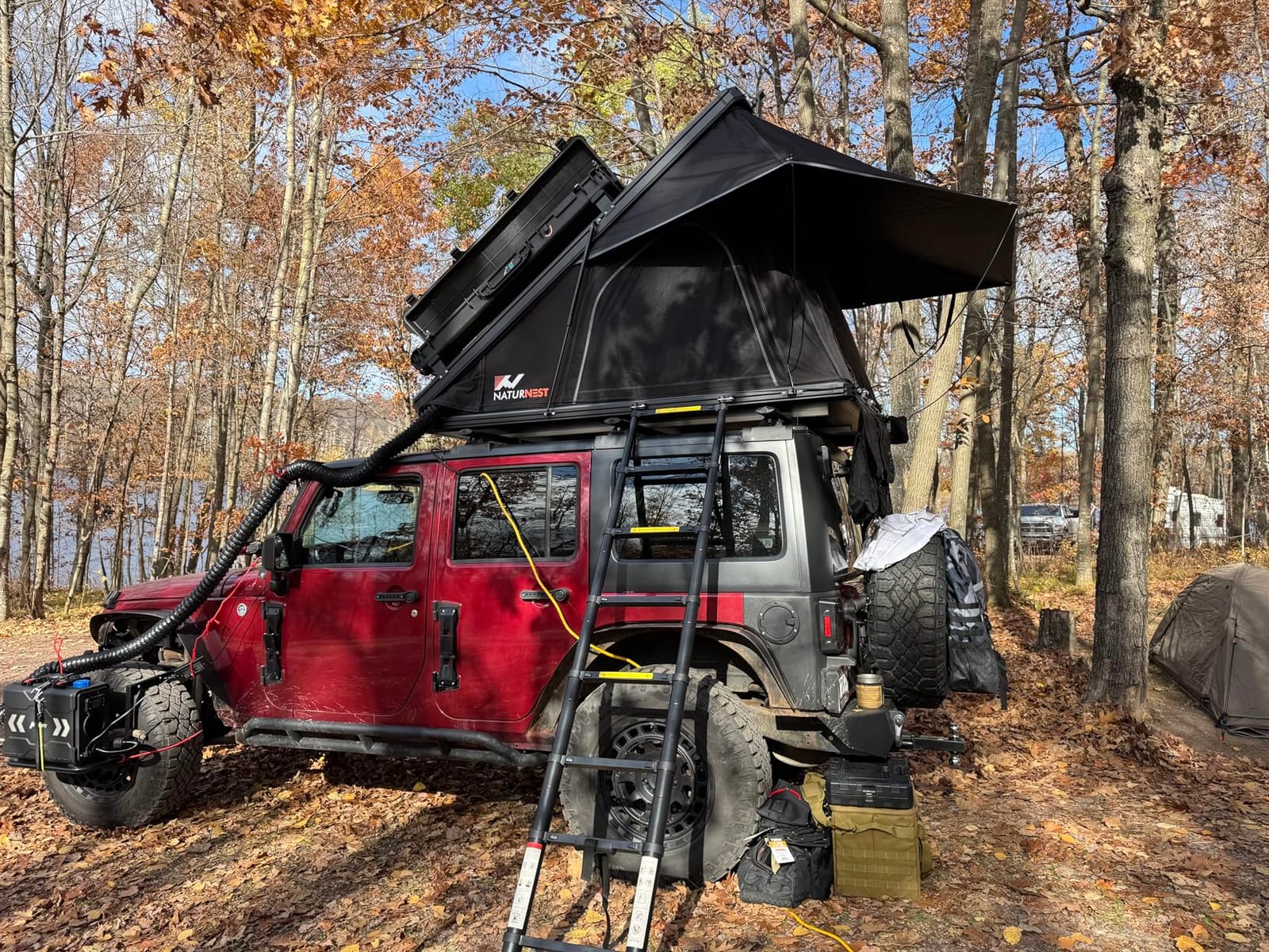 Naturnest Rooftop Tent Hard Shell, Easy Set Up Pop Up Tent for 2 Person customer photo 2
