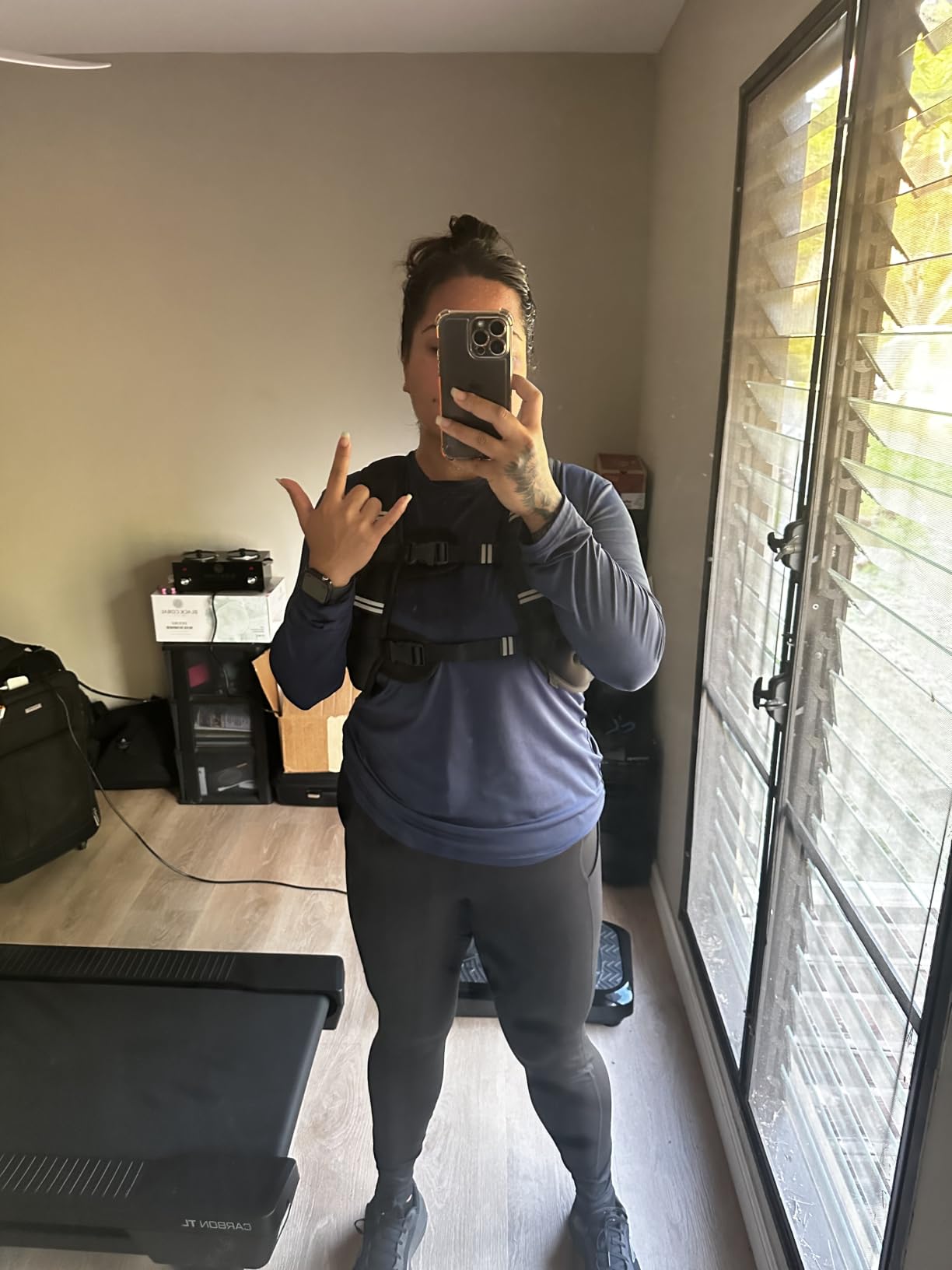 Poudee Weighted Vest, 6lb/8lb/10lb/12lb/16lb/20lb/25lb/30lb Weight Vest for Men Women, Body Weight Vests Adjustable with Reflective Stripe for Strength Training, Running, Workout, Jogging, Walking customer photo 1