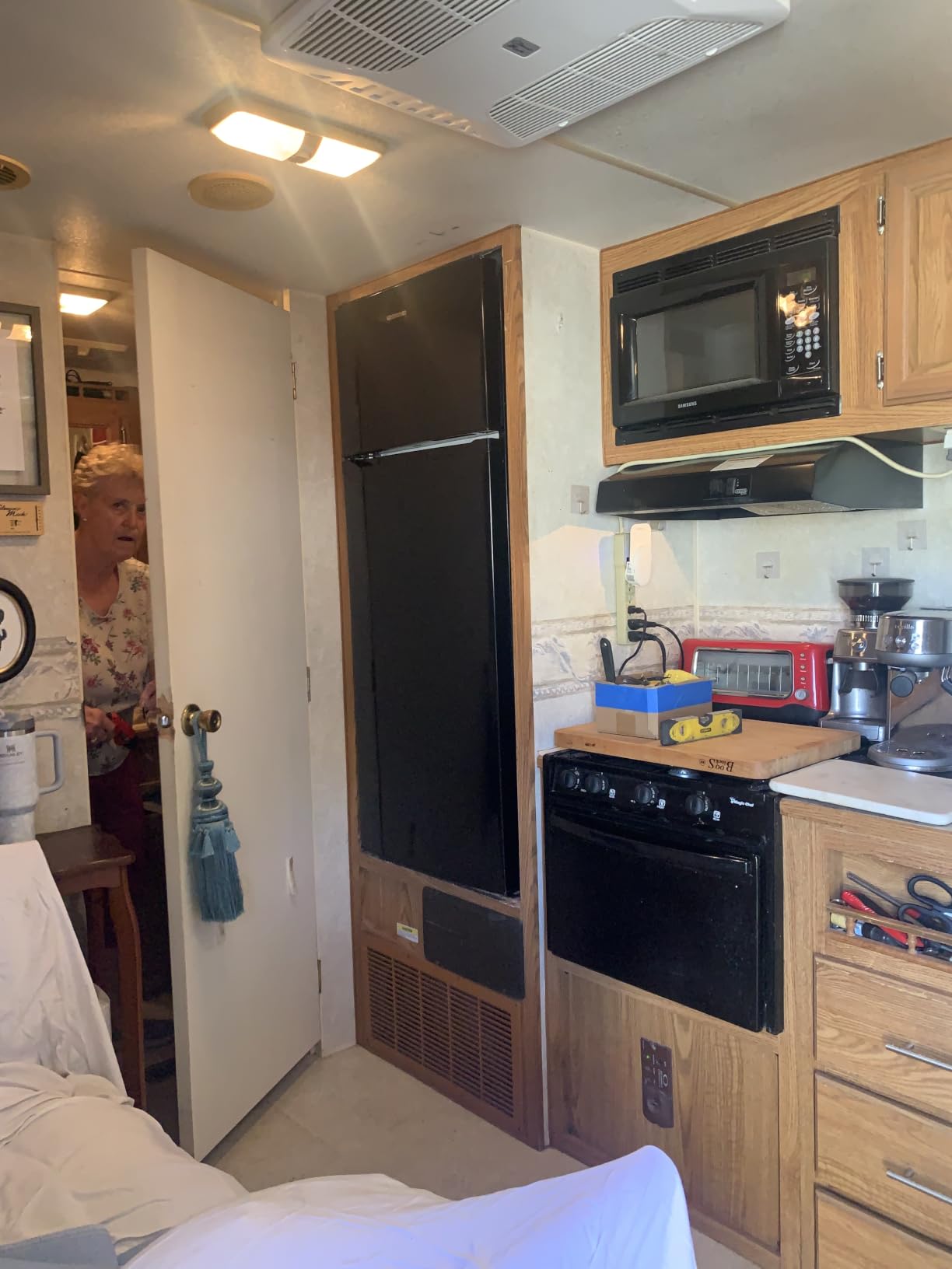 Upstreman 7.7 Cu.Ft. Refrigerator with Freezer Double Door Refrigerator customer photo 2