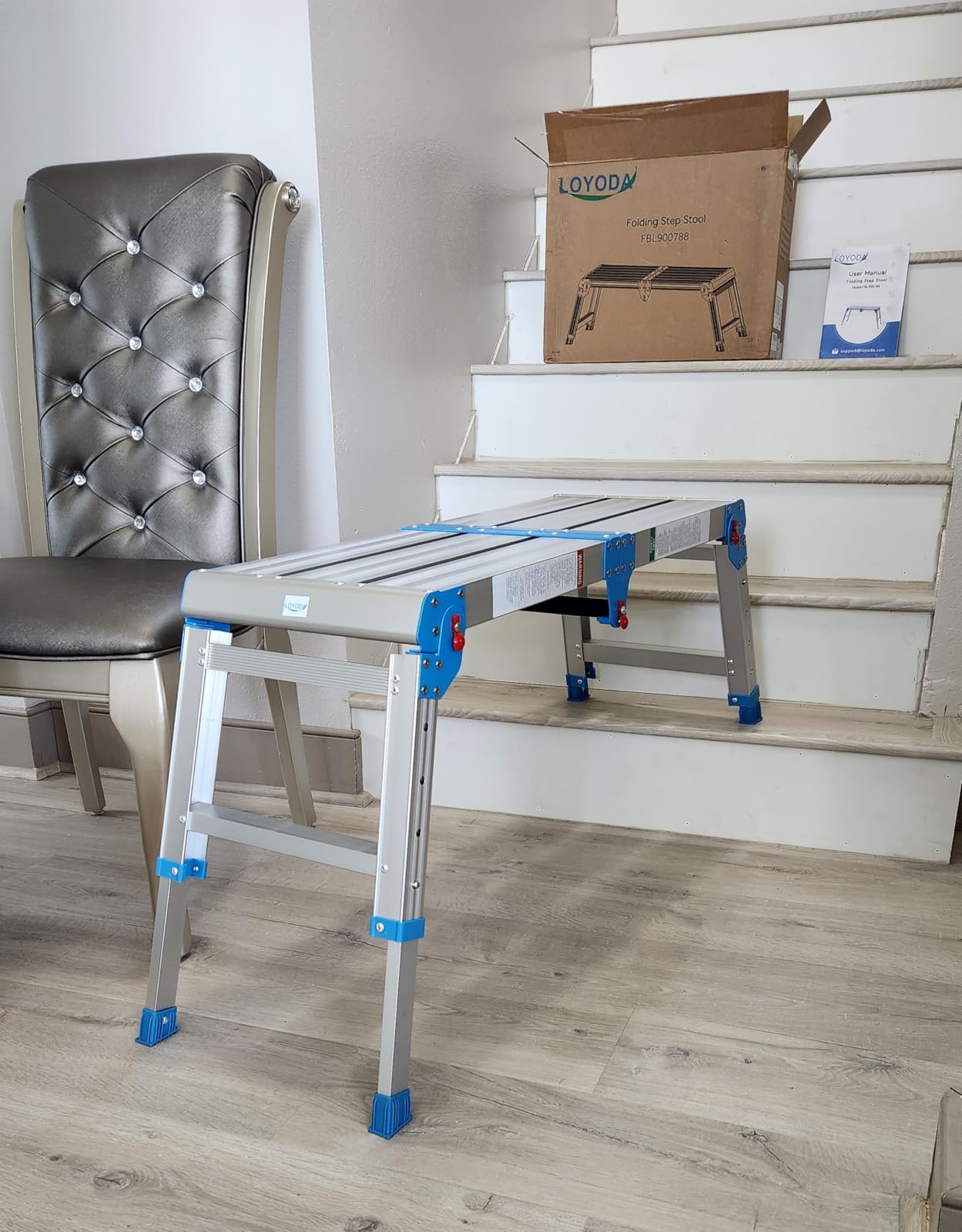 Loyoda Folding Work Platform, 500 lbs Capacity, One-Touch Fold, Larger Blue customer photo 1