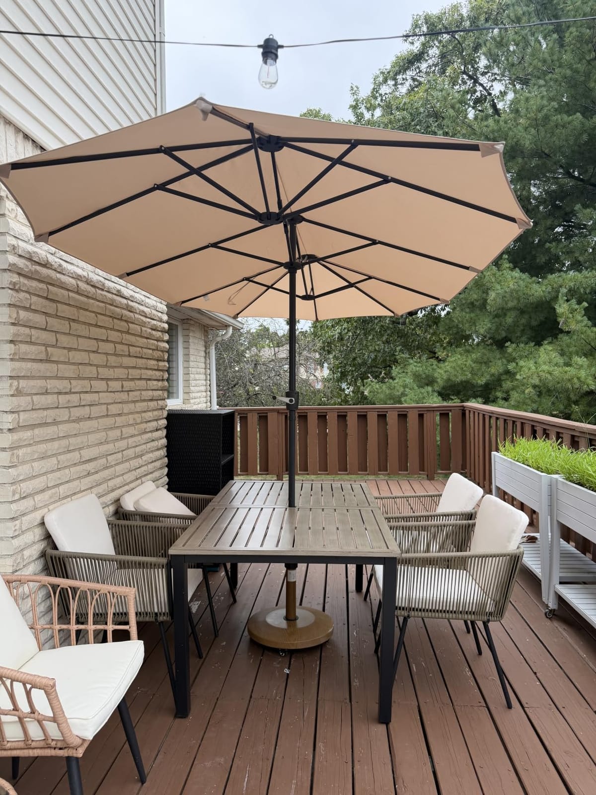 Patio Umbrella Base with 4 Wheels, 44lbs Round Concrete Stand customer photo 1
