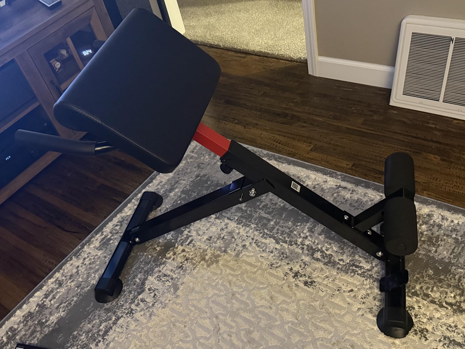 VEVOR Roman Chair Hyperextension Bench, 250 lbs Adjustable & Foldable Extension Machine, Multi-Function Exercise Equipment for Glute, Hamstring, Back, and Ab Workout, Fitness Weight Bench for Home Gym customer photo 1