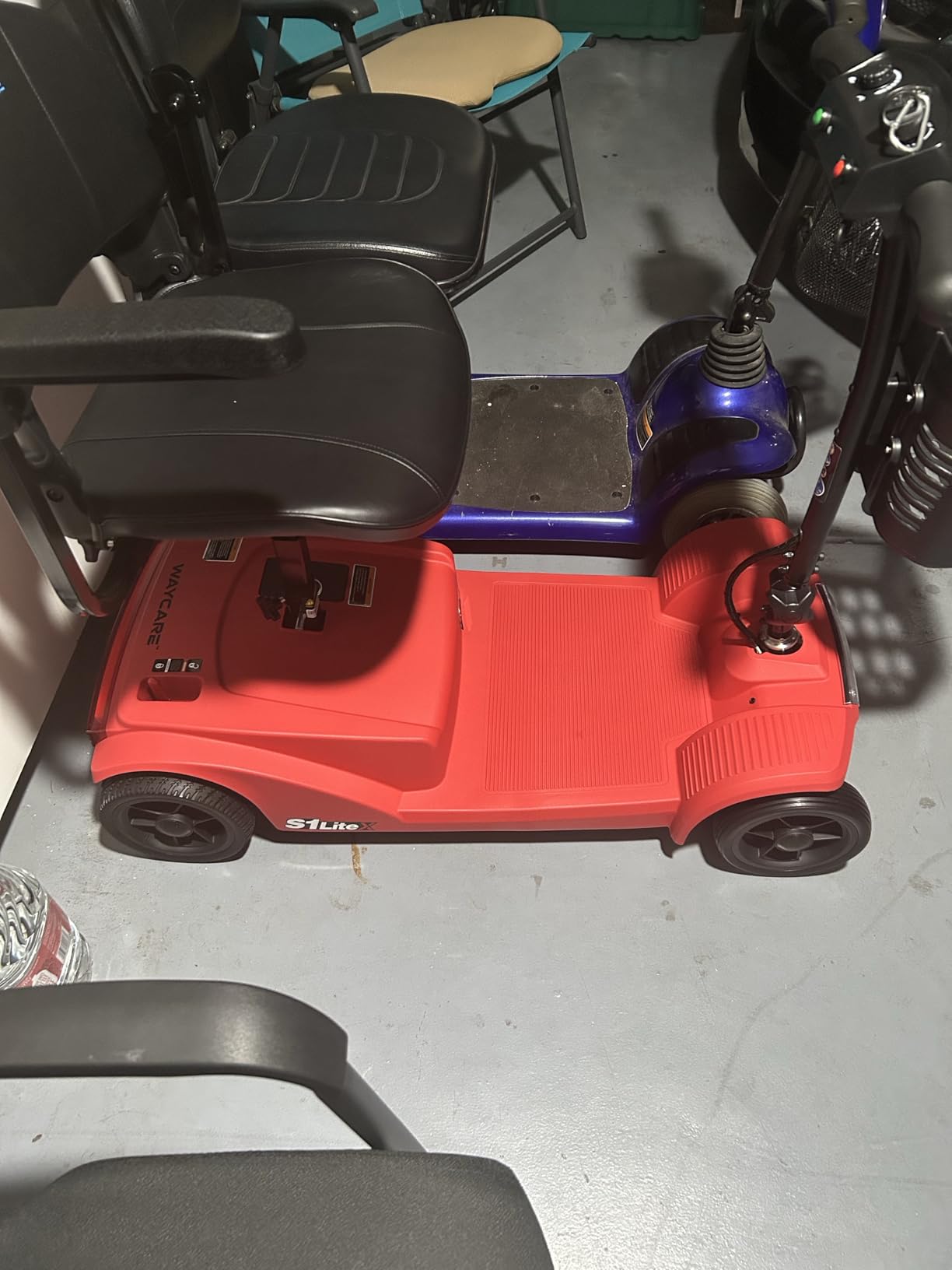 WAYCARE Mobility Scooter for Adults & Seniors, 330 lb 15-20 Mile Range Blue customer photo 2