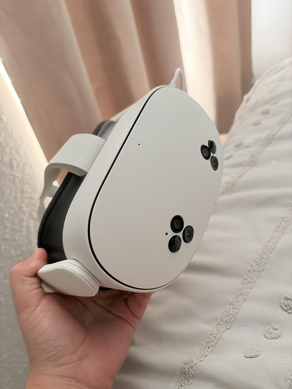 Meta Quest 3S 256GB — Dive into Mixed Reality — Unreal Experiences — All-in-One Headset (Renewed Premium) customer photo 1