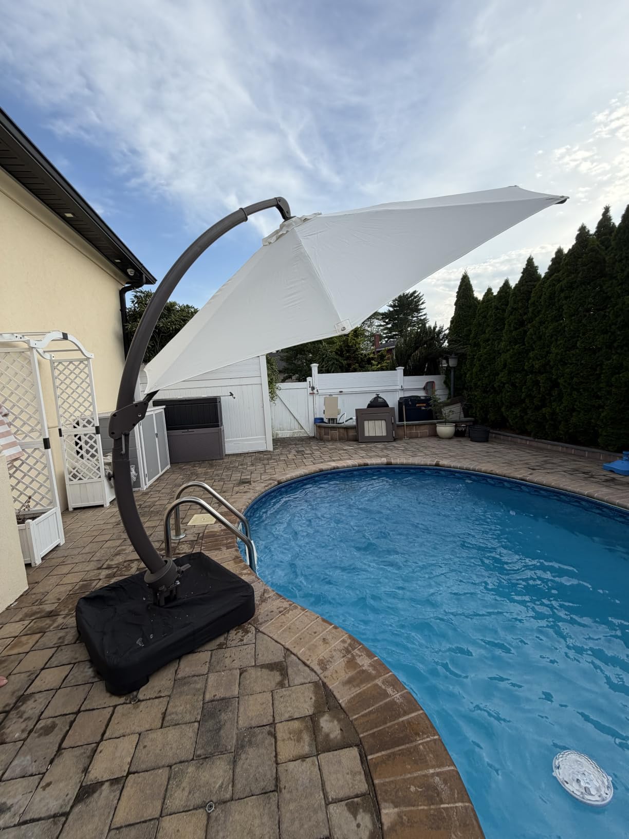Kingdura 11ft Offset Cantilever Patio Umbrella with Base Included, Large Round Aluminum Outdoor Umbrella, 360° Rotation & Infinite Tilt, Heavy Duty Frame for Deck Pool Backyard, Beige customer photo 2