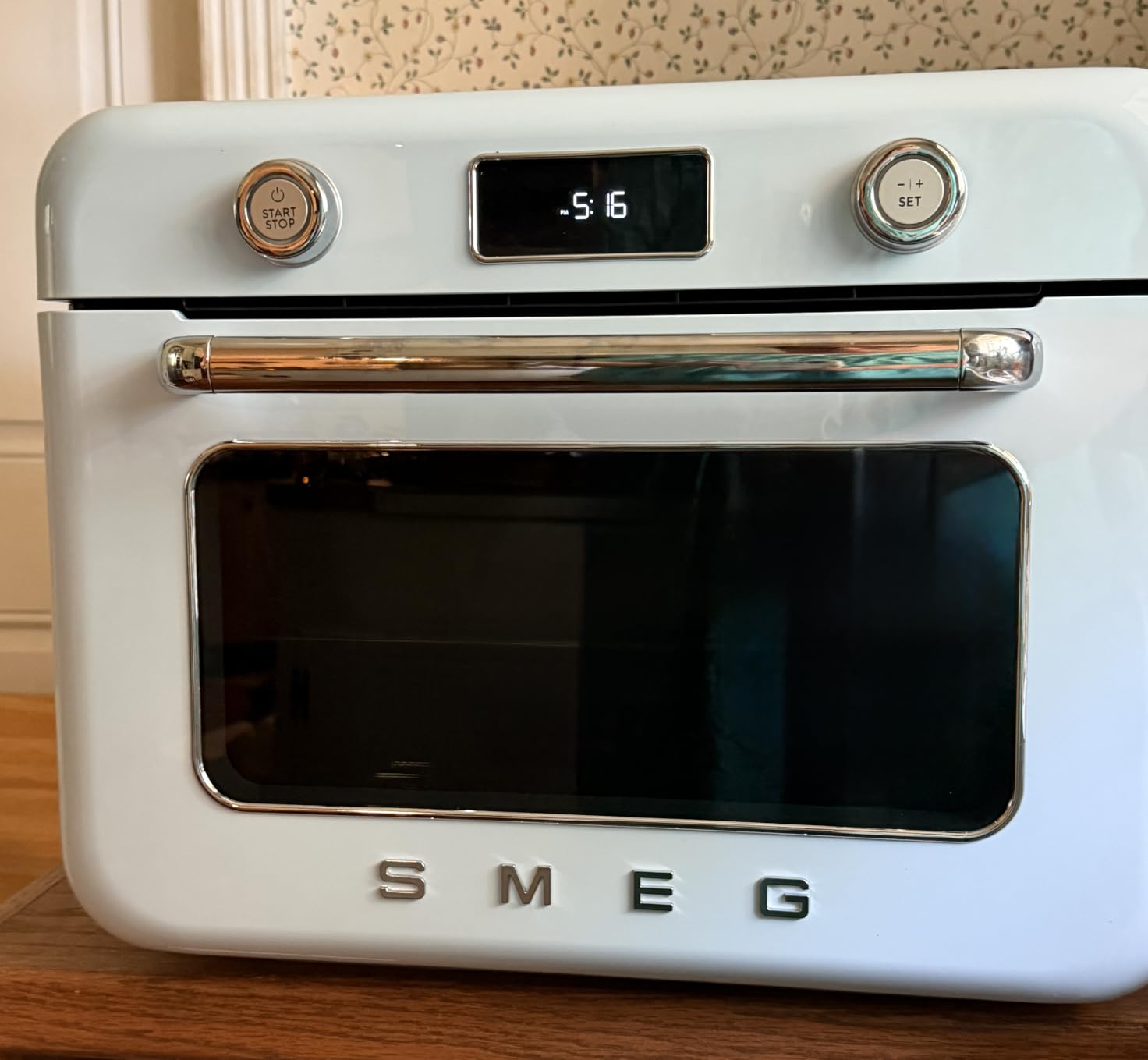 SMEG COF01Countertop Combi Oven - Multi-Function Grill, Air Fry, Steam, Bake, Convection, Defrost, and Warm, 10 Cooking Functions - Made In Italy (Black) customer photo 2