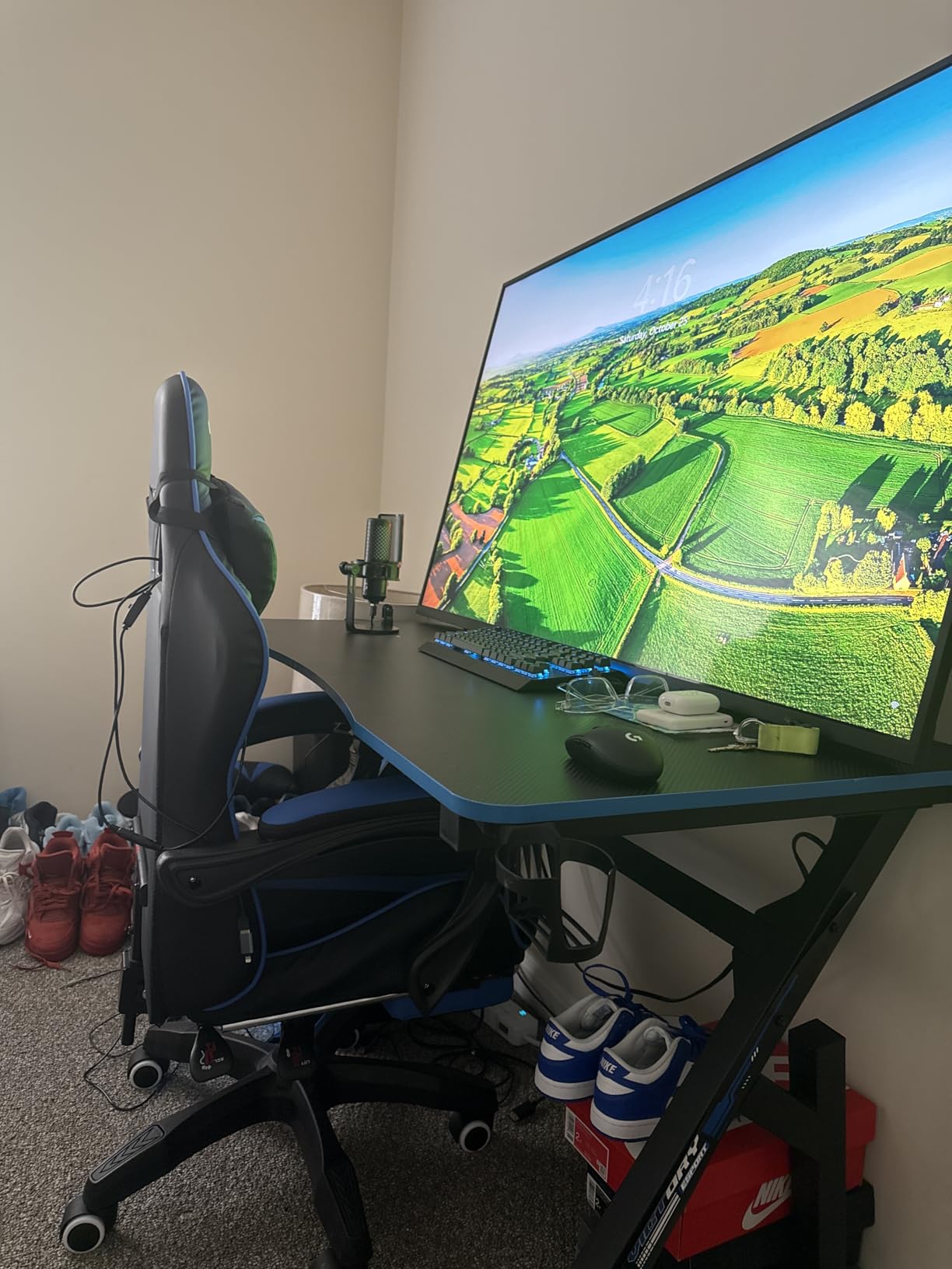 Gaming Chair with Massage Footrest Ergonomic Computer Chair for Boys-Grey customer photo 1