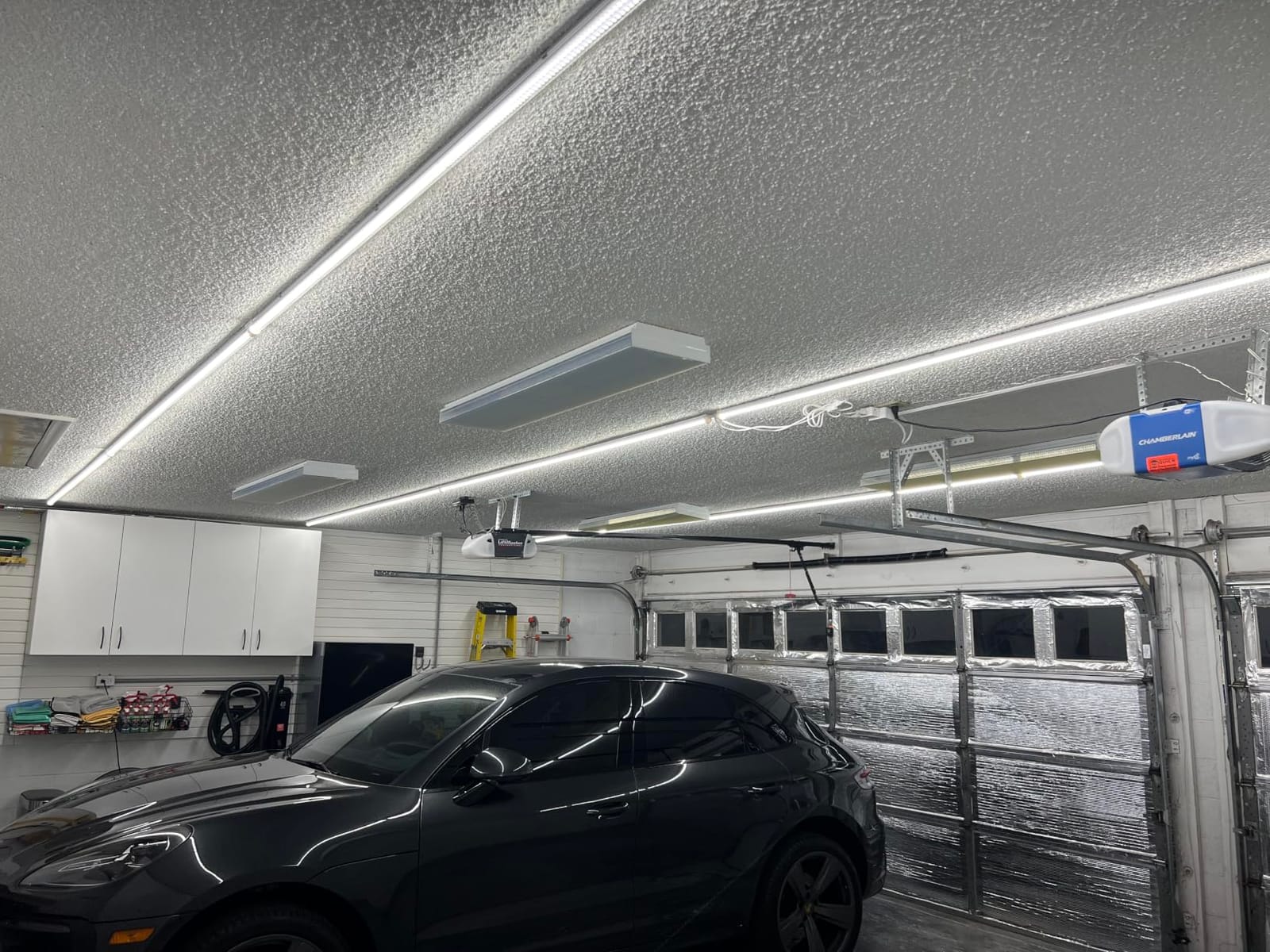 Barrina T8 LED Shop Lights 4FT, 40W 5500LM 5000K, High Output, 2 Packs customer photo 2