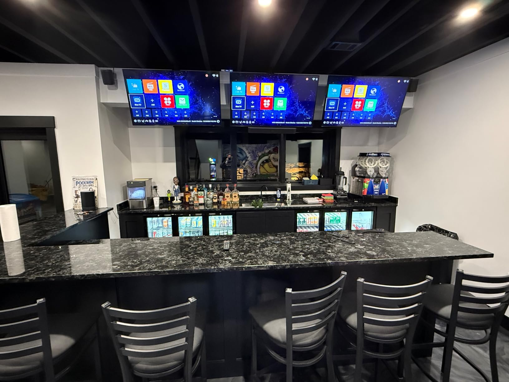 BODEGA BODEGACOOLER 12.5 Cu. Ft. Upright Commercial Beverage Refrigerator, Large Glass-Door Display Merchandiser, Energy-Star Rated Drink & Bar Cooler with Soft LED Lighting and Adjustable Shelves customer photo 1