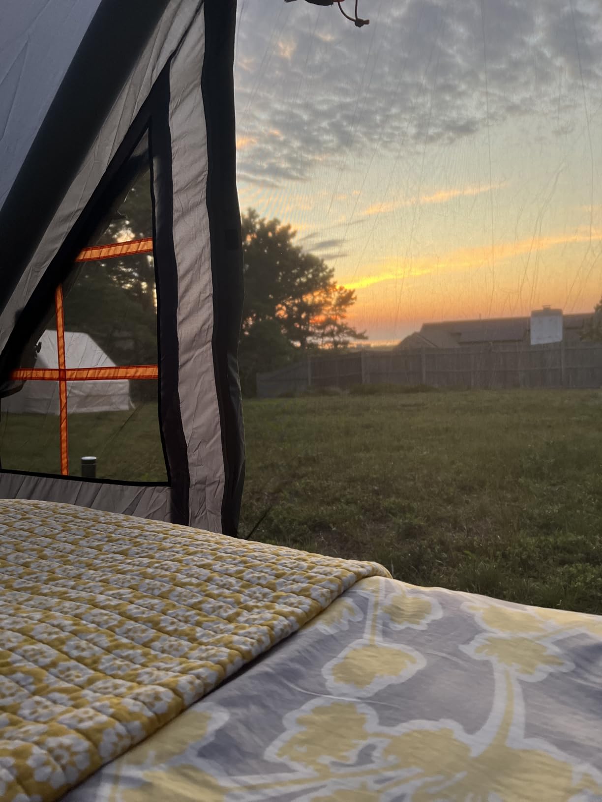 Inflatable Camping Tent 2/4/6 Person, Fast 5-Min Inflate with Hand Pump, Waterproof UV Resistant PVC Blow Up Glamping Tent with Special Shaped Rainproof Breathable Window for Family Weekend Trip customer photo 2