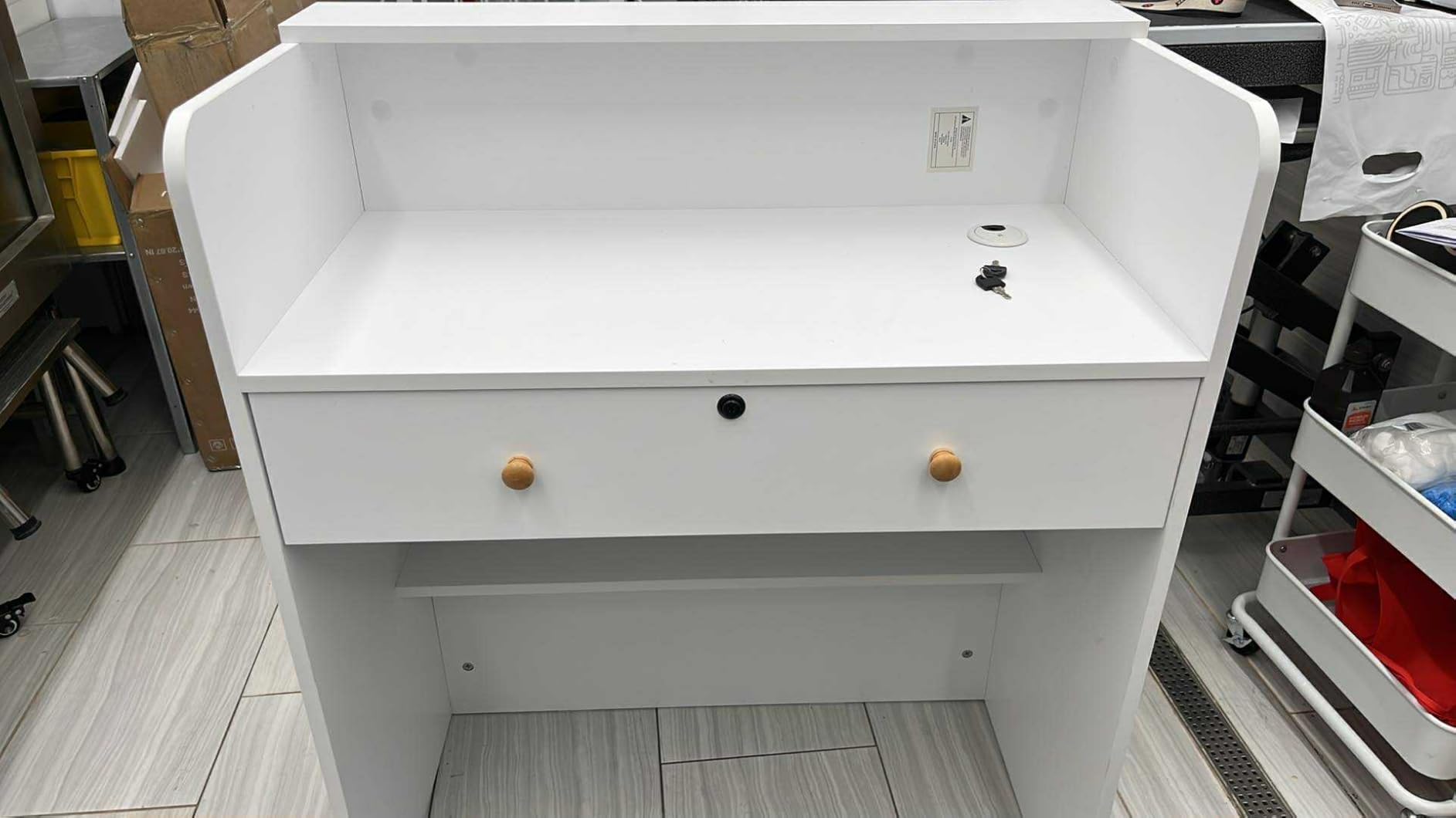 OmySalon Reception Desk with Counter, Small Front Desk w/Lockable Drawer, Wooden Modern Reception Table for Salon Lobby Office Home (White, 32) customer photo 1