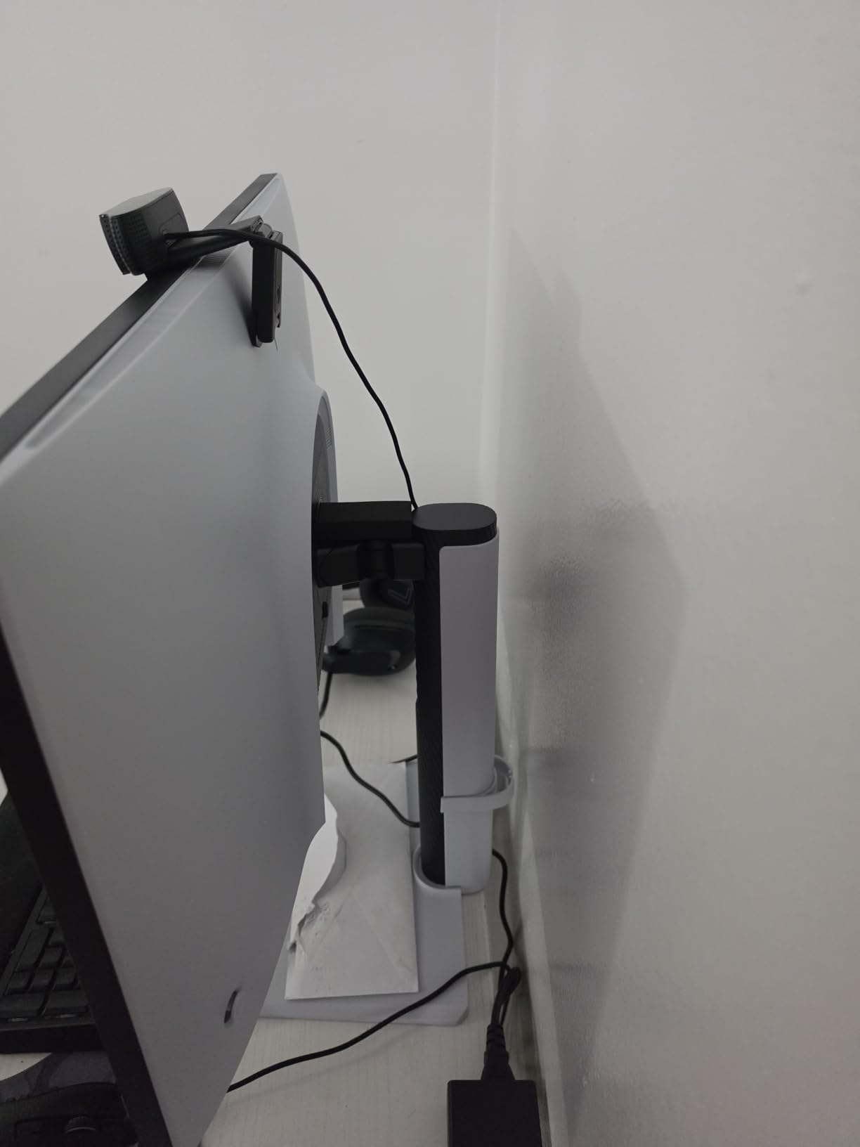KTC 27 Inch Mini LED Gaming Monitor - 1440P Monitor 180Hz, HDR 1400, M27T6 customer photo 1