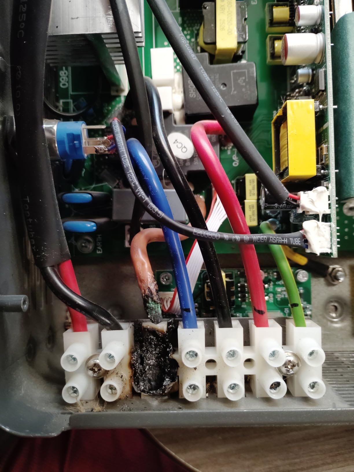SUMRY Hybrid Solar Inverter, 4000W DC24V to AC120V Pure Sine Wave Power customer photo 1