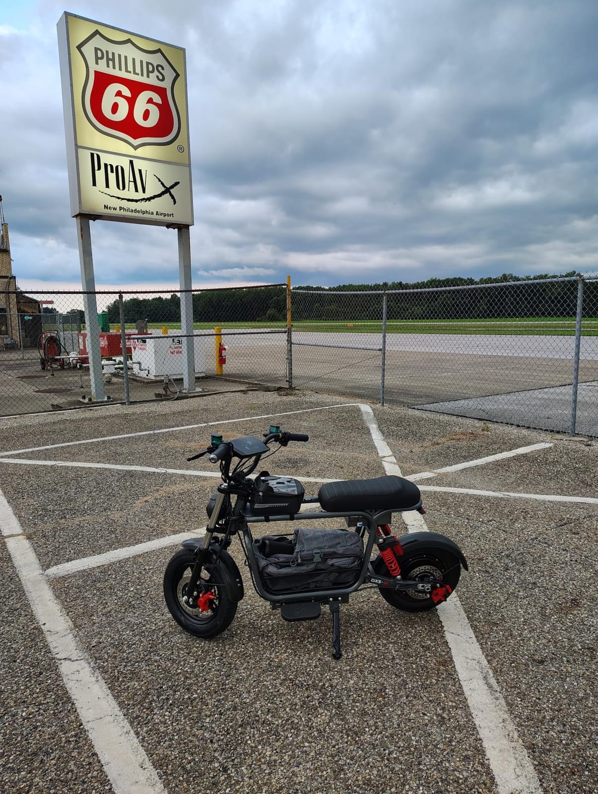 iScooter Electric Scooter with Seat & Basket, 1500W, 45 Miles, 15