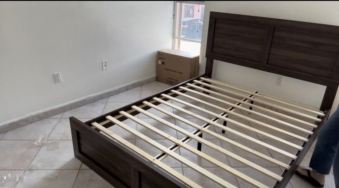 KISLOT 3-Piece Bedroom Set, Bed Frame & 2 Nightstands, Natural, Full customer photo 1