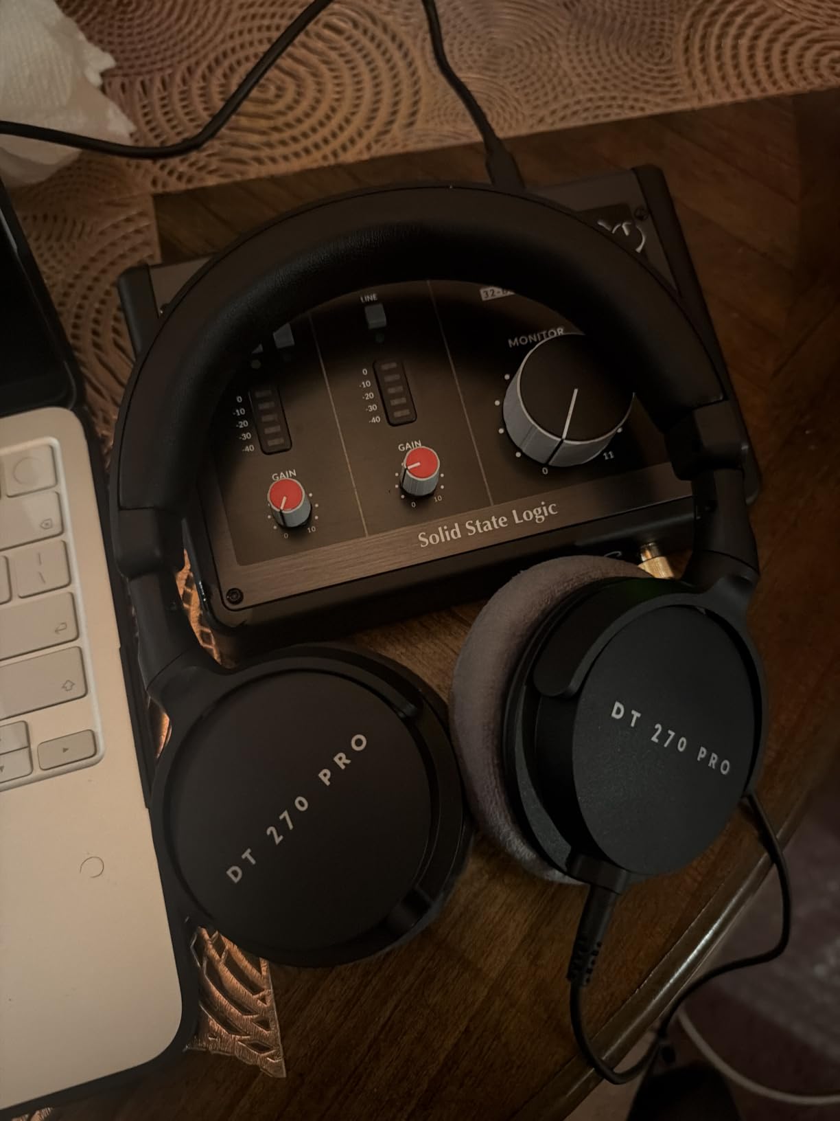 beyerdynamic DT 270 Pro Closed-Back Wired Studio Headphones, Black customer photo 2