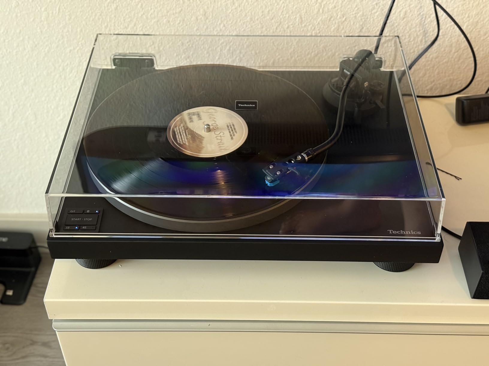 Technics Turntable, Premium Class HiFi Record Player with Coreless Direct Drive Motor and Bluetooth, Stable Playback, Audiophile-Grade Cartridge and Precision Tonearm, Dustcover Included – SL-40CBT-K customer photo 2