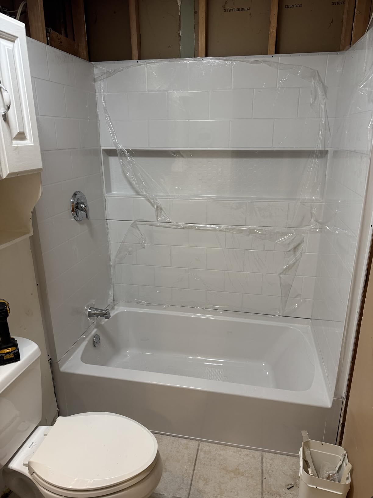 WOODBRIDGE 60” x 32” Four-Piece Direct-to-Stud Alcove Tub Surround with Left-Drain Hole Soaking Bathtub Combo in White customer photo 1